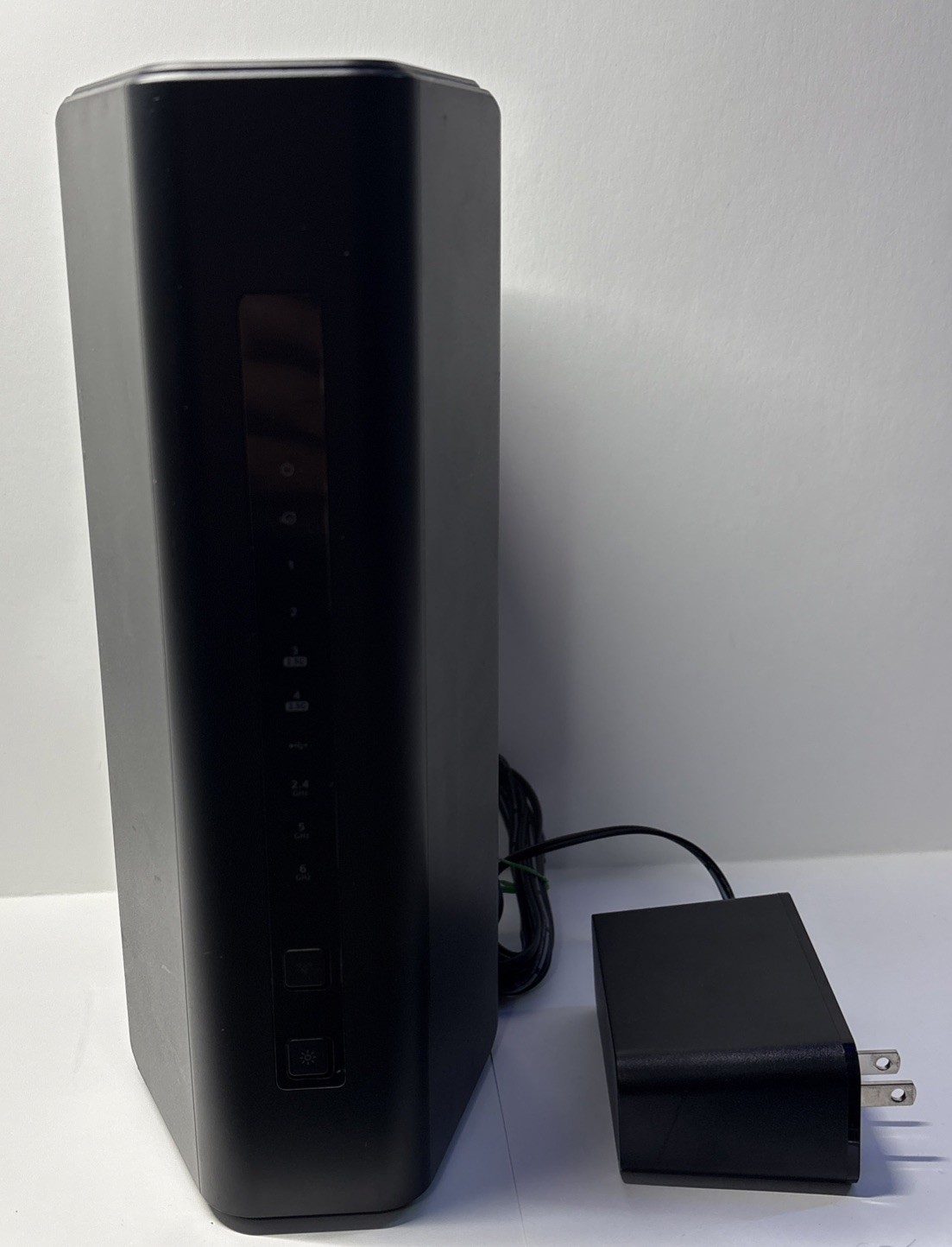 Netgear Nighthawk BE9300 WiFi 7 Router (Model RS300)