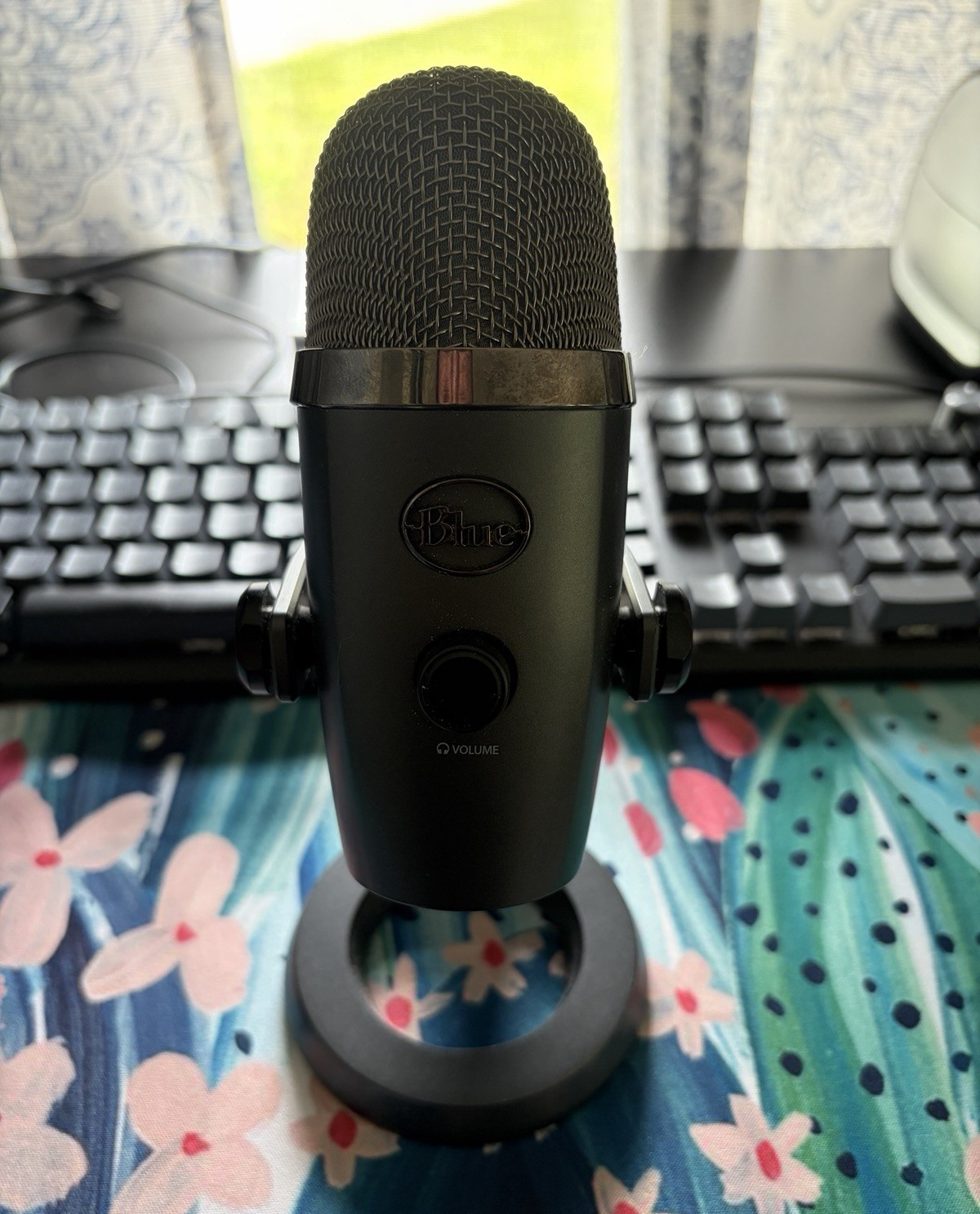 Blue Yeti Nano USB Condenser Microphone Multi-Pattern w/ Headphone Jack, Black
