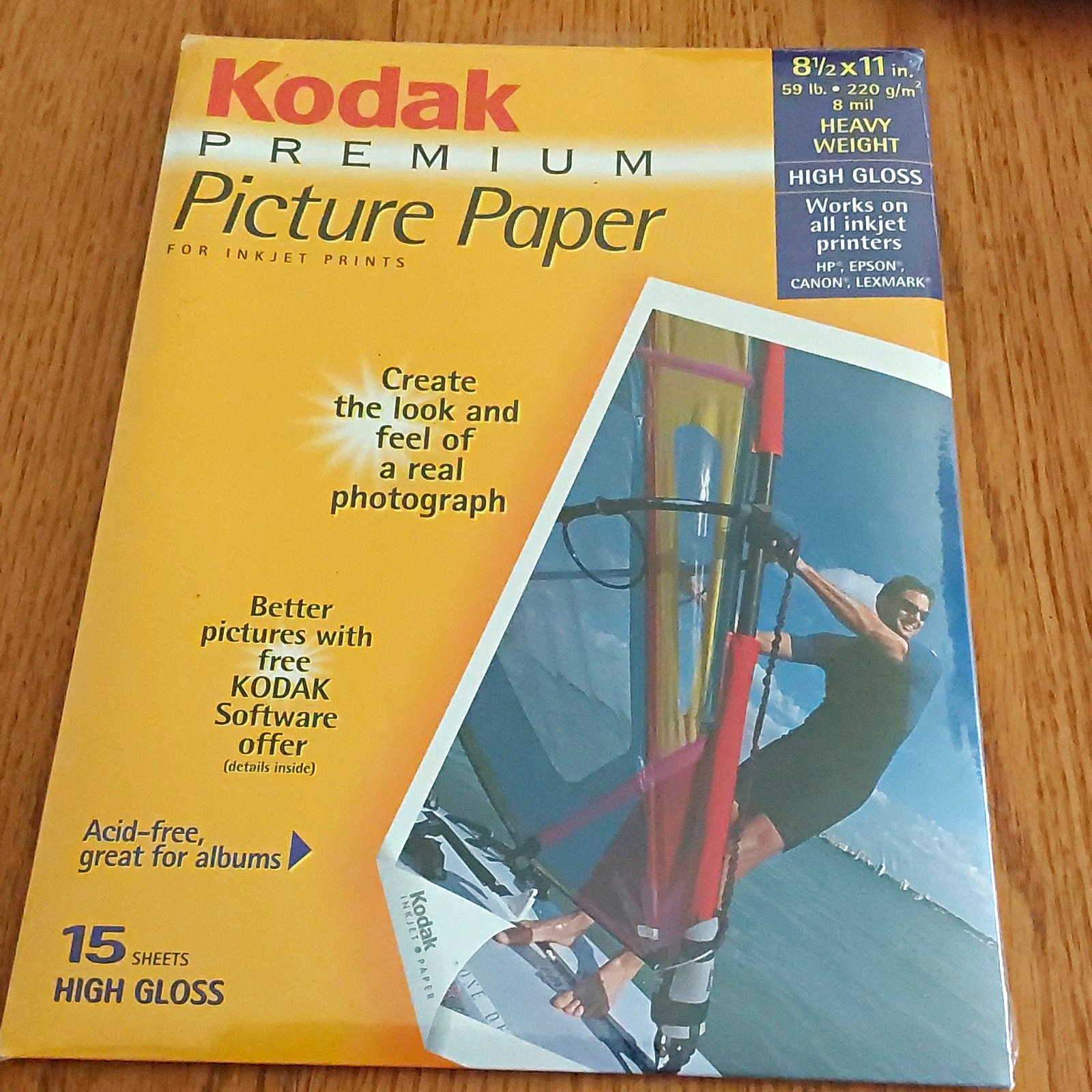 Kodak Premium Picture Paper 8.5x11 High-Gloss 220gsm 15 Sheets