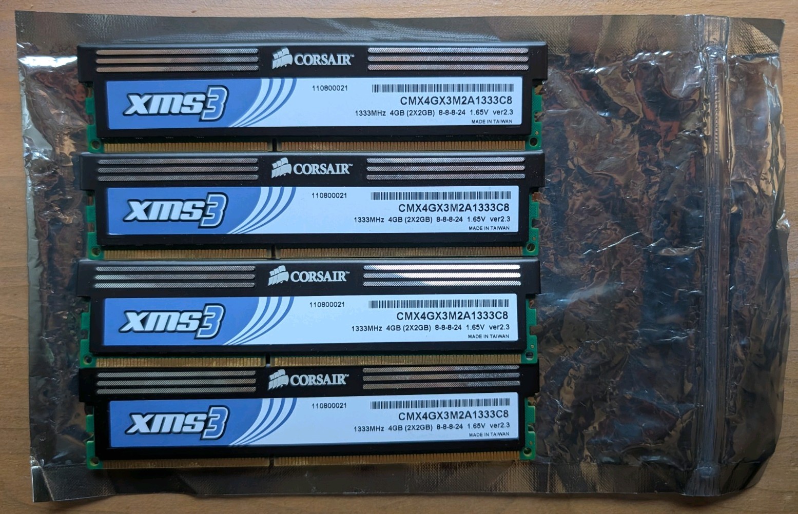 Corsair XMS3 4GB DDR3 1333MHz Memory RAM *4