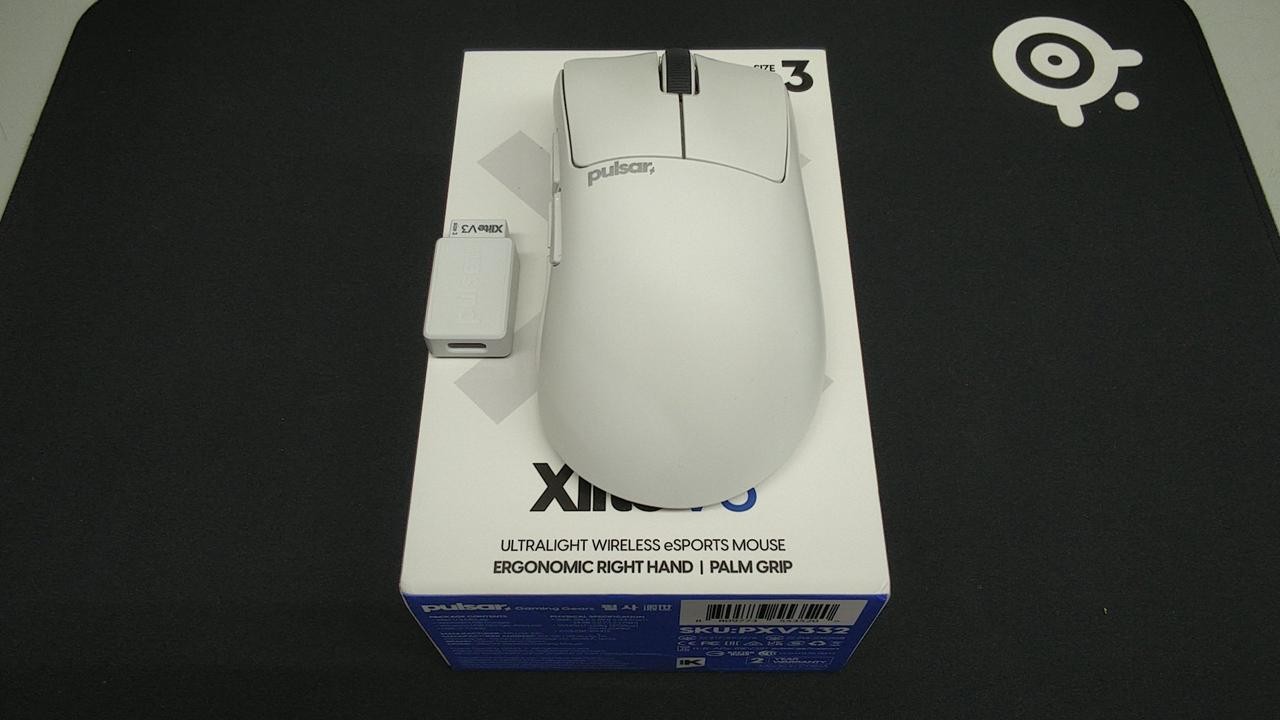 Pulsar Xlite V3 Large Gaming Mouse Black