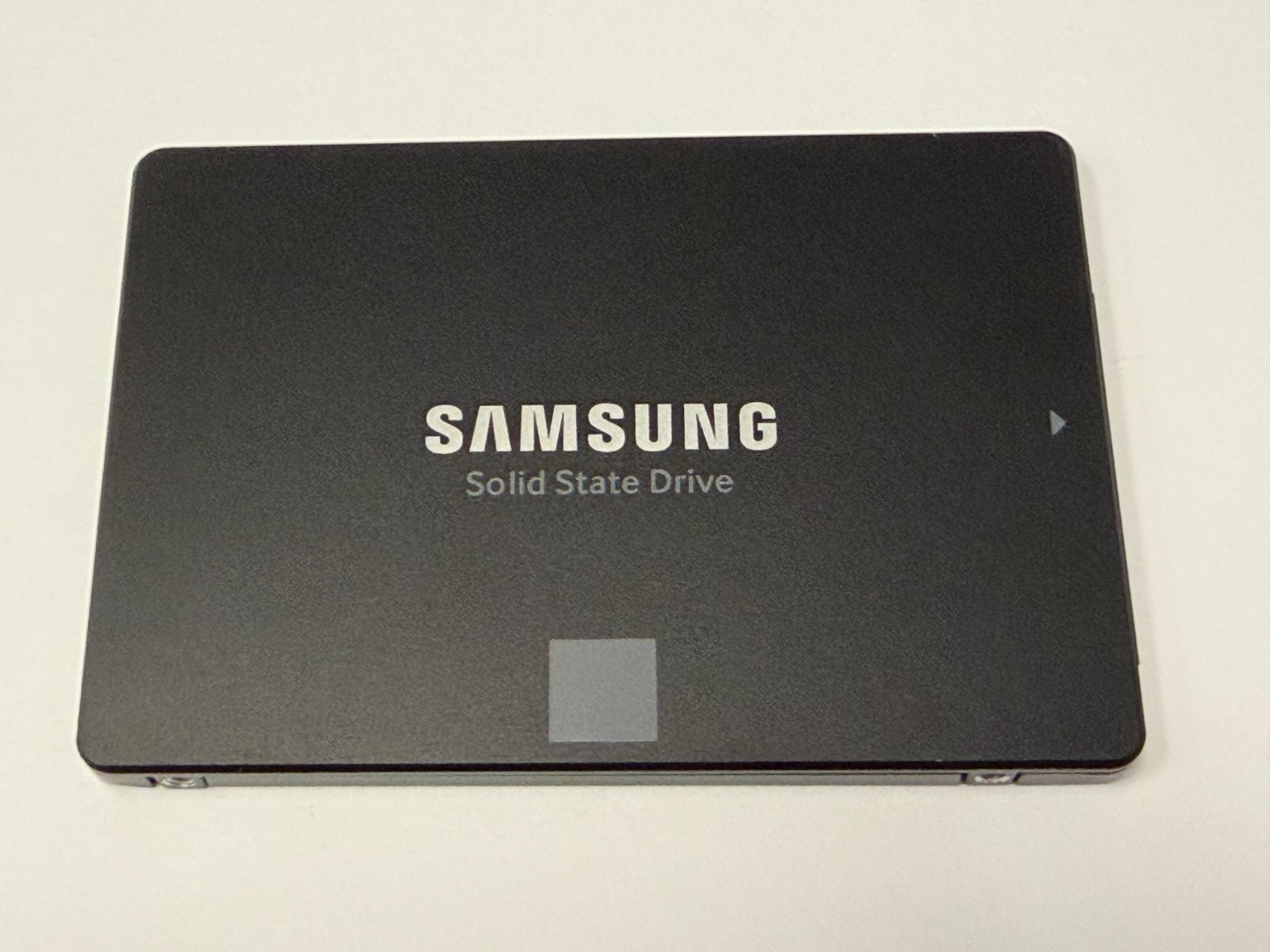 Samsung 250GB V-NAND SSD 860 EVO 2.5" Solid State Drive MZ7LH250HBJQ MZ-76E250