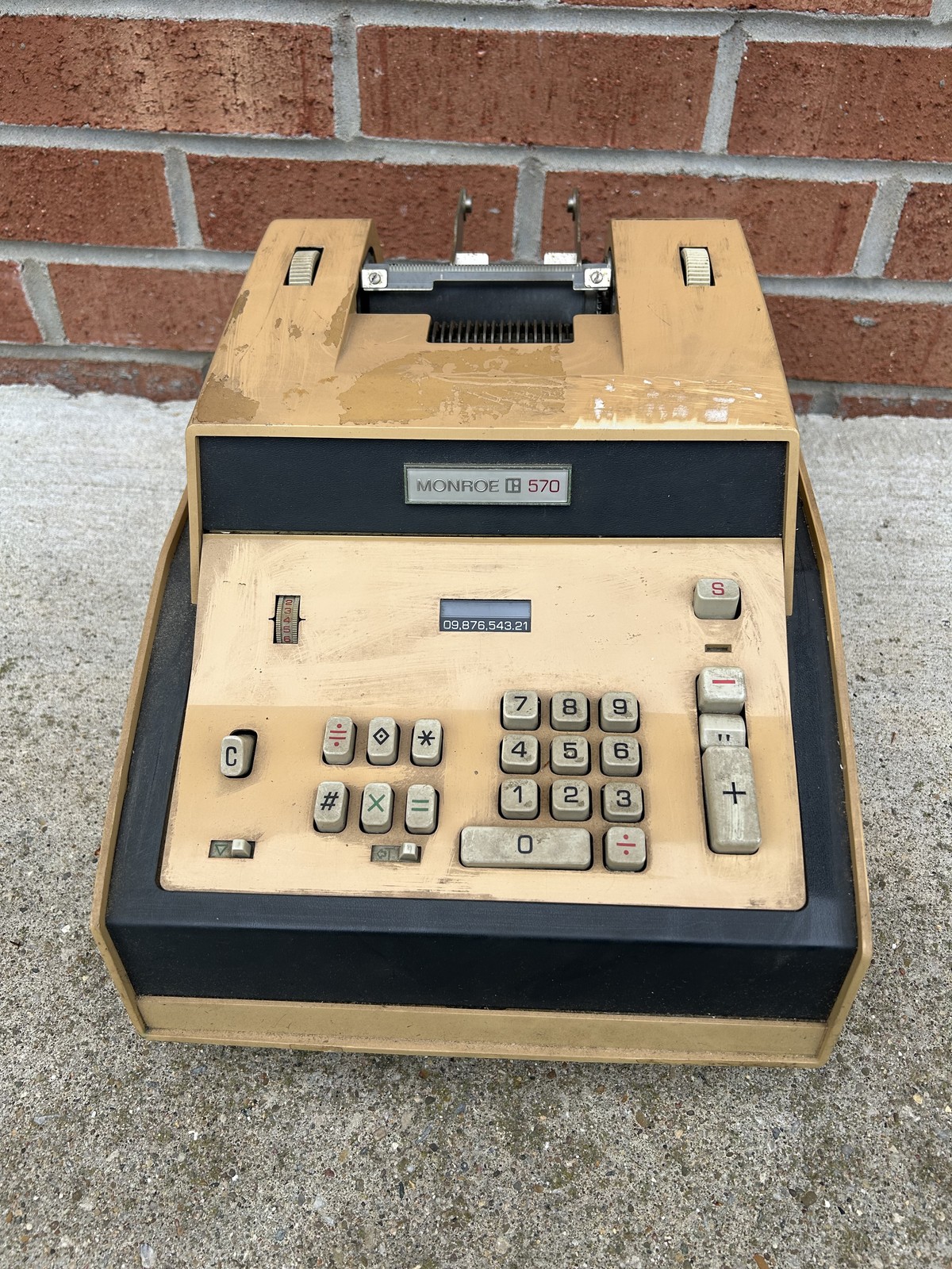 Monroe D 570 Vintage Electronic Printing Calculator Desktop Retro Untested