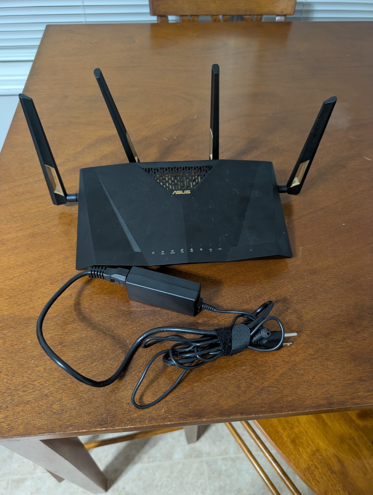 ASUS RT-AX88U AX6000 Dual-Band WiFi 6 Router - Excellent Condition