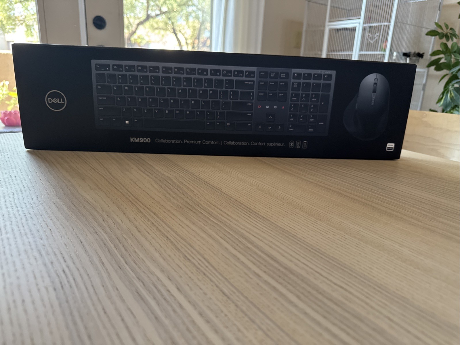 NEW Dell KM900 Premier Wireless Keyboard Mouse Combo Open Box(Never Used)