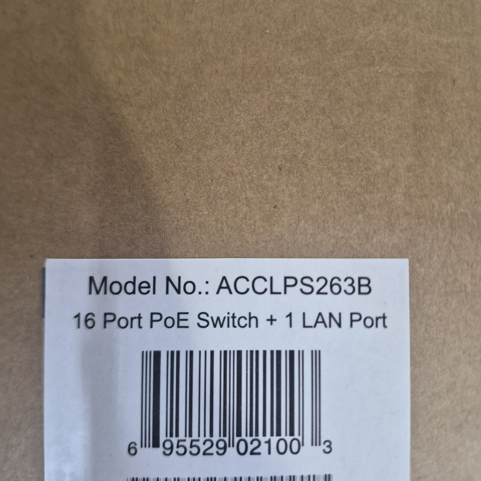 Lorex ACCLPS263B 16-Port Gigabit PoE Unmanaged Layer 2 Rack-Mount RJ-45/SFP