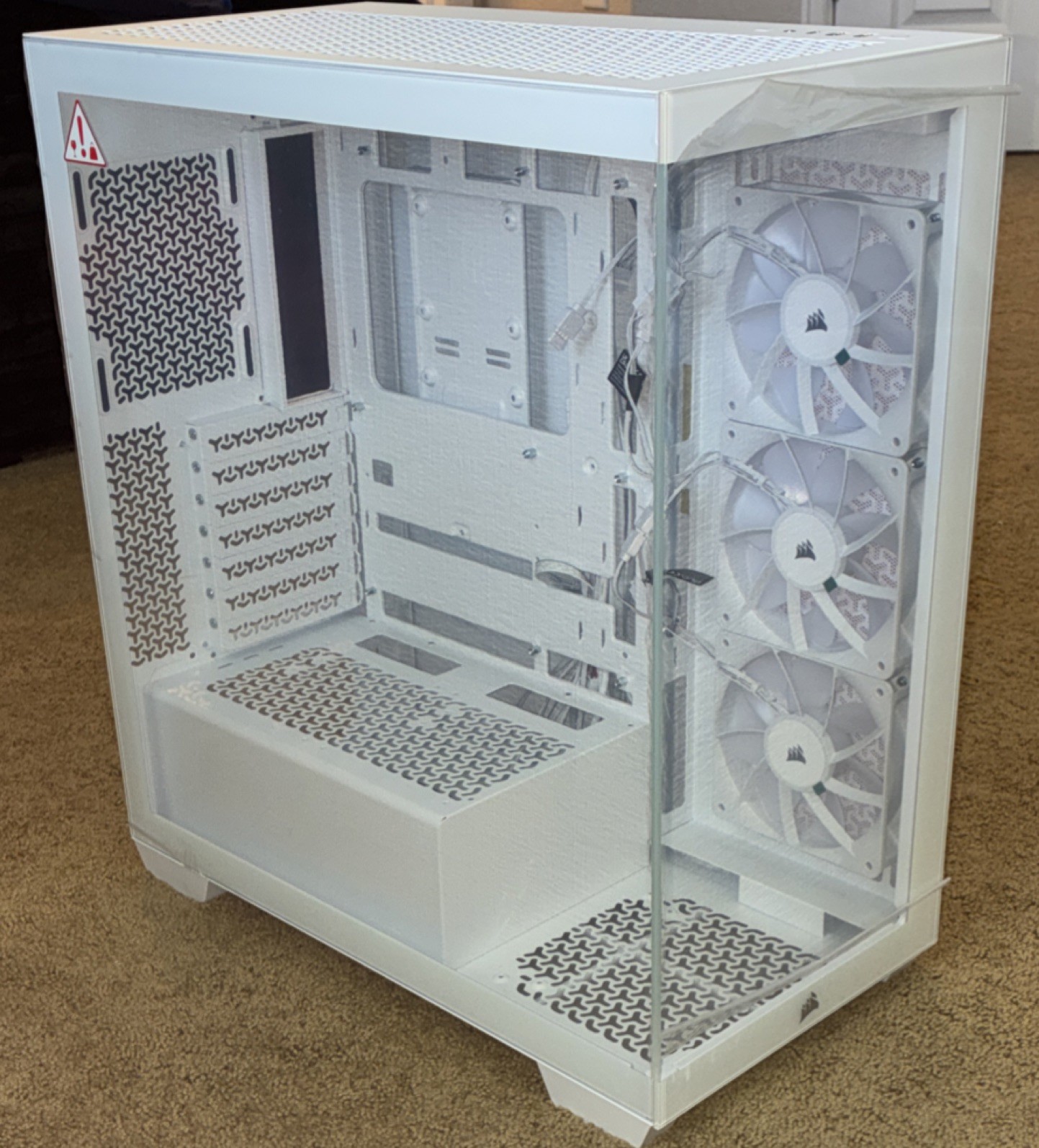 Corsair 3500 Series ATX Mid Tower White Tempered Glass Side Panel Case