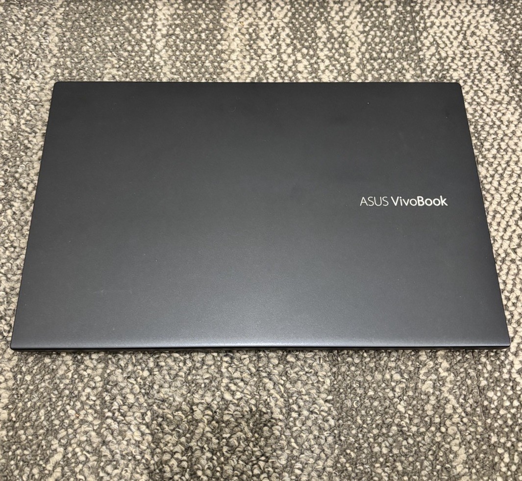 ASUS VivoBook 14" M413DA Ryzen 5 3500U 8GB Ram 256GB SSD Win10/11 Radeon Vega 8