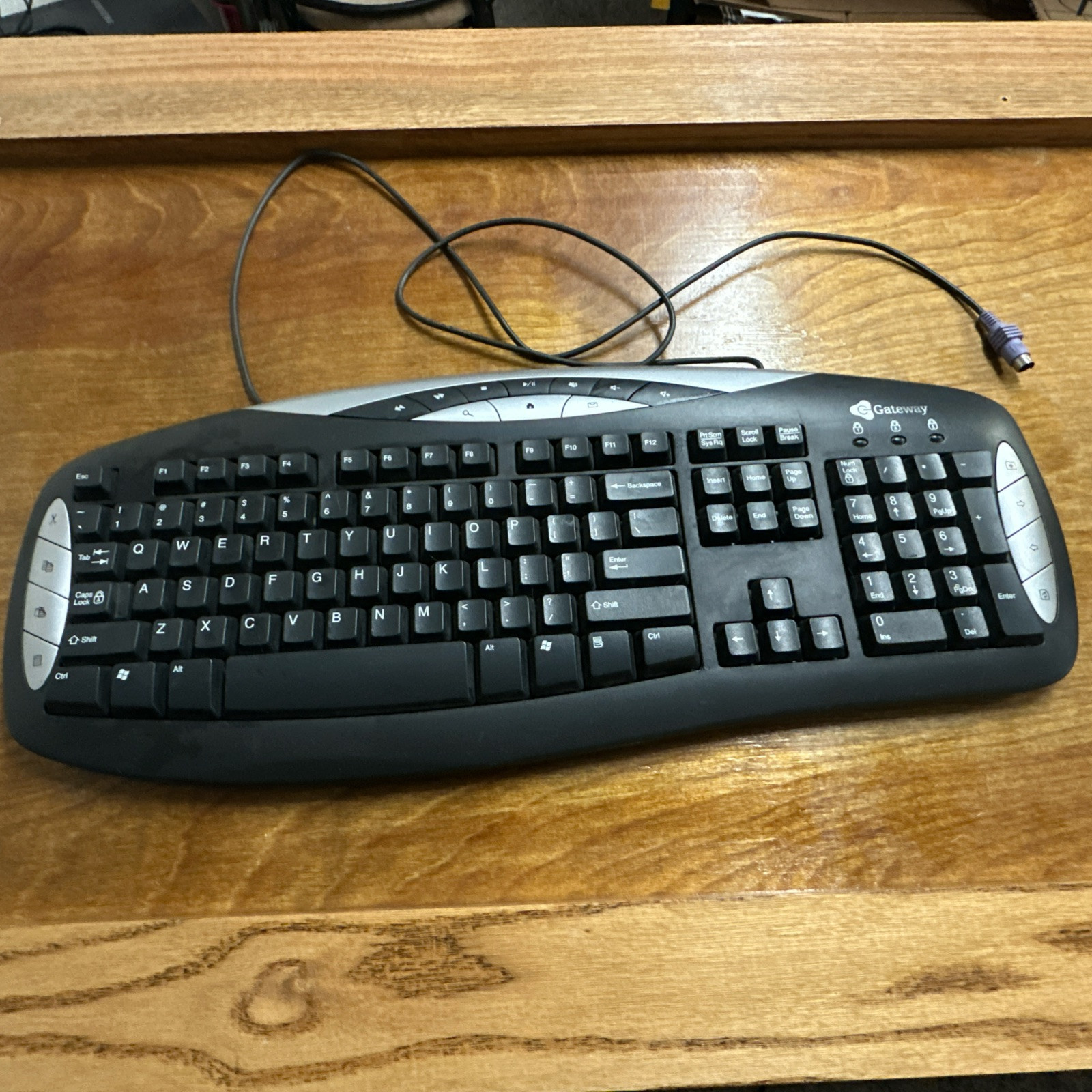 Gateway KB-0401 Black PS2 Wired Keyboard