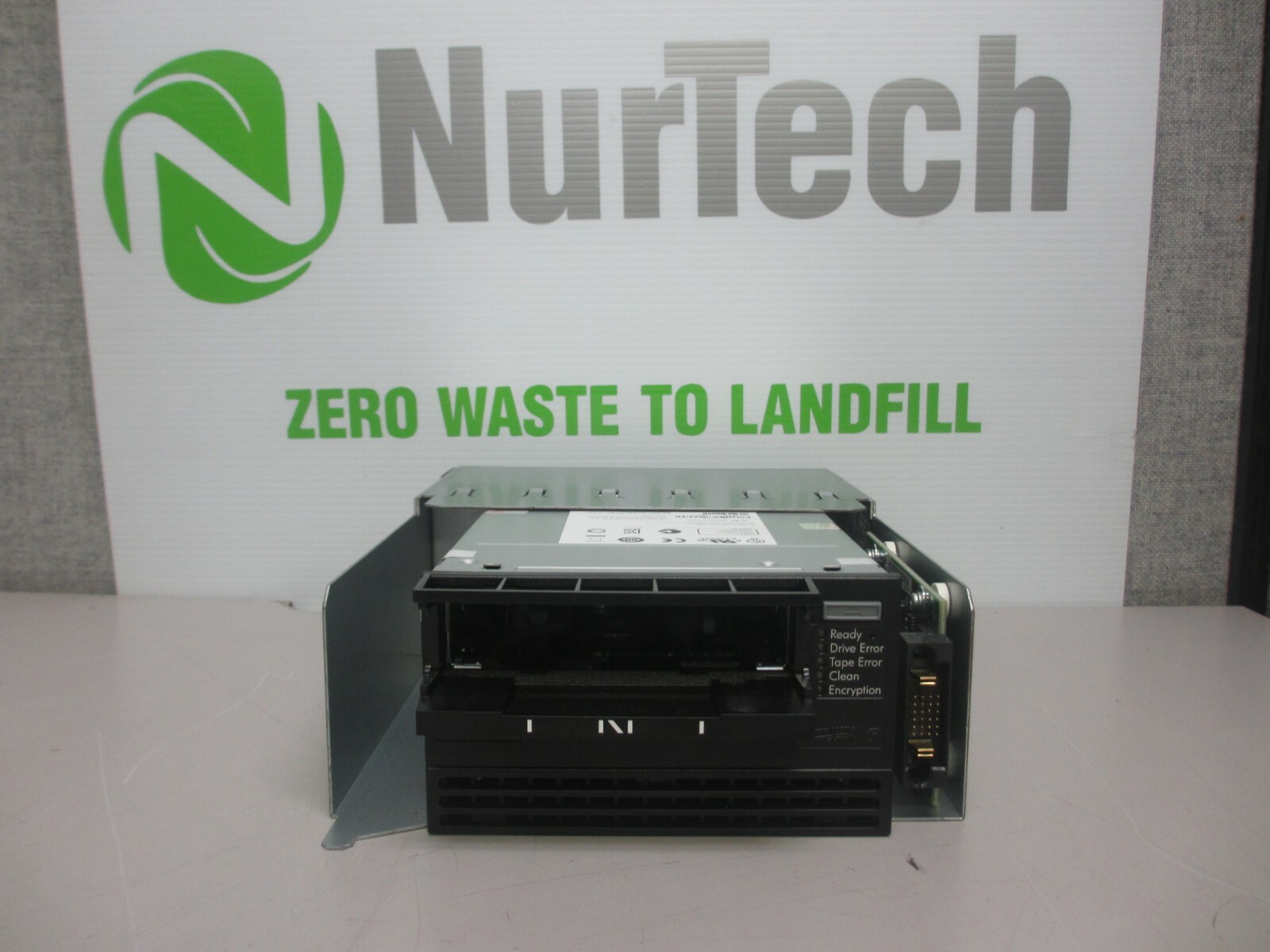 SUN STORAGETEK BRSLA-1201-DC 7048527 AQ278D#700 LTO 6 tape drive