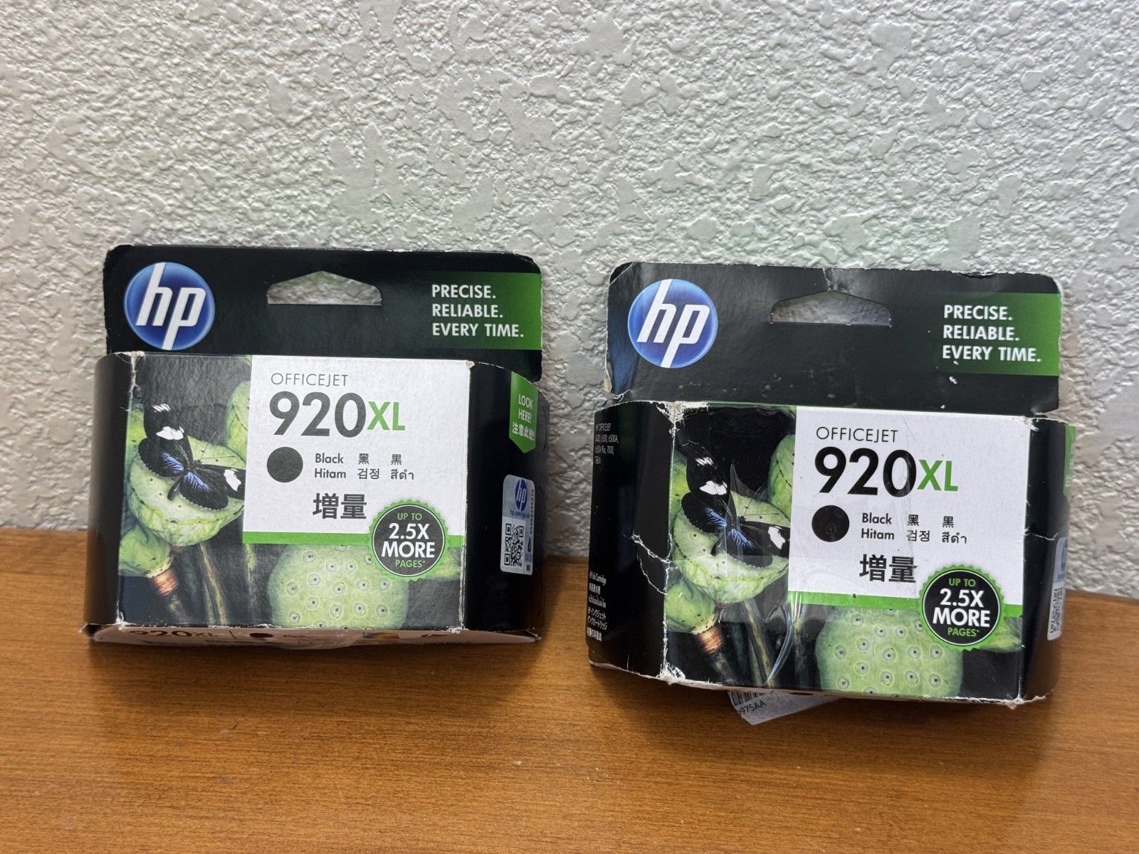 2 GENUINE HP 920XL Black Ink Cartridges  CD975AN Expired 2018, 1200 Pages