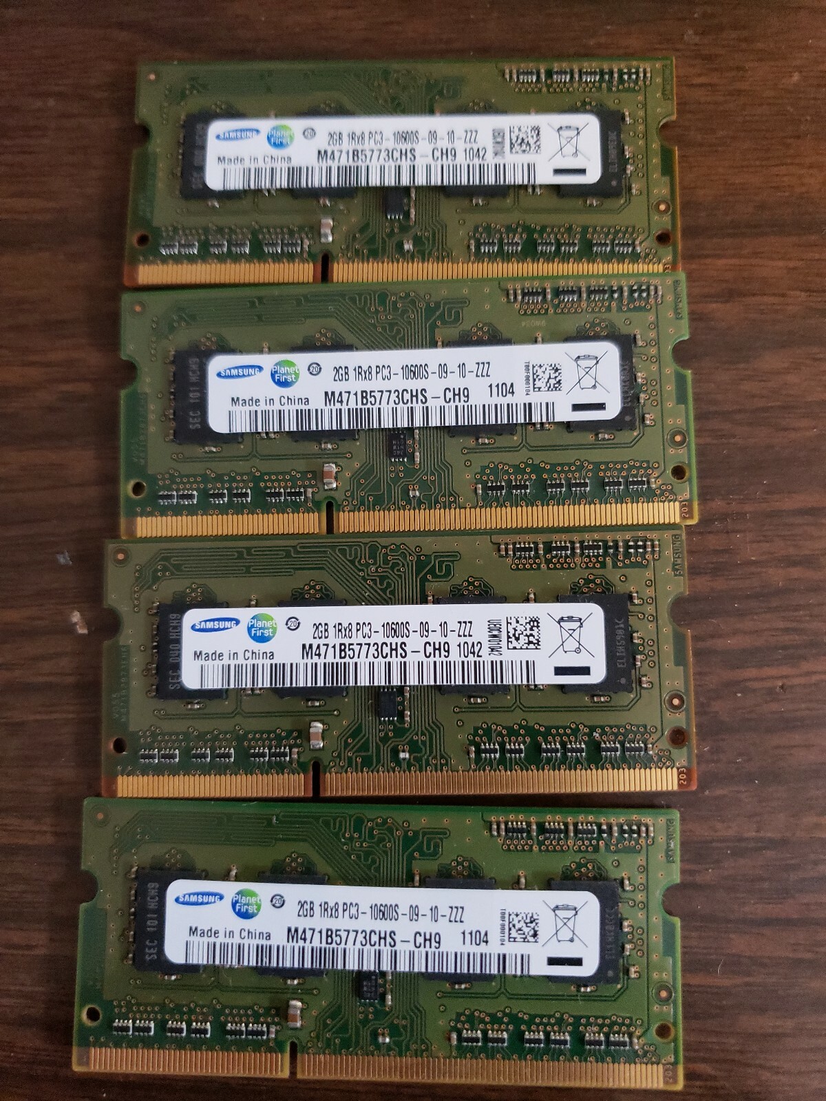 Samsung 8GB (2GB X4) 1RxC3-106008 PS-09-10-ZZZ (M471B5773CHS-CH9) RAM Memory