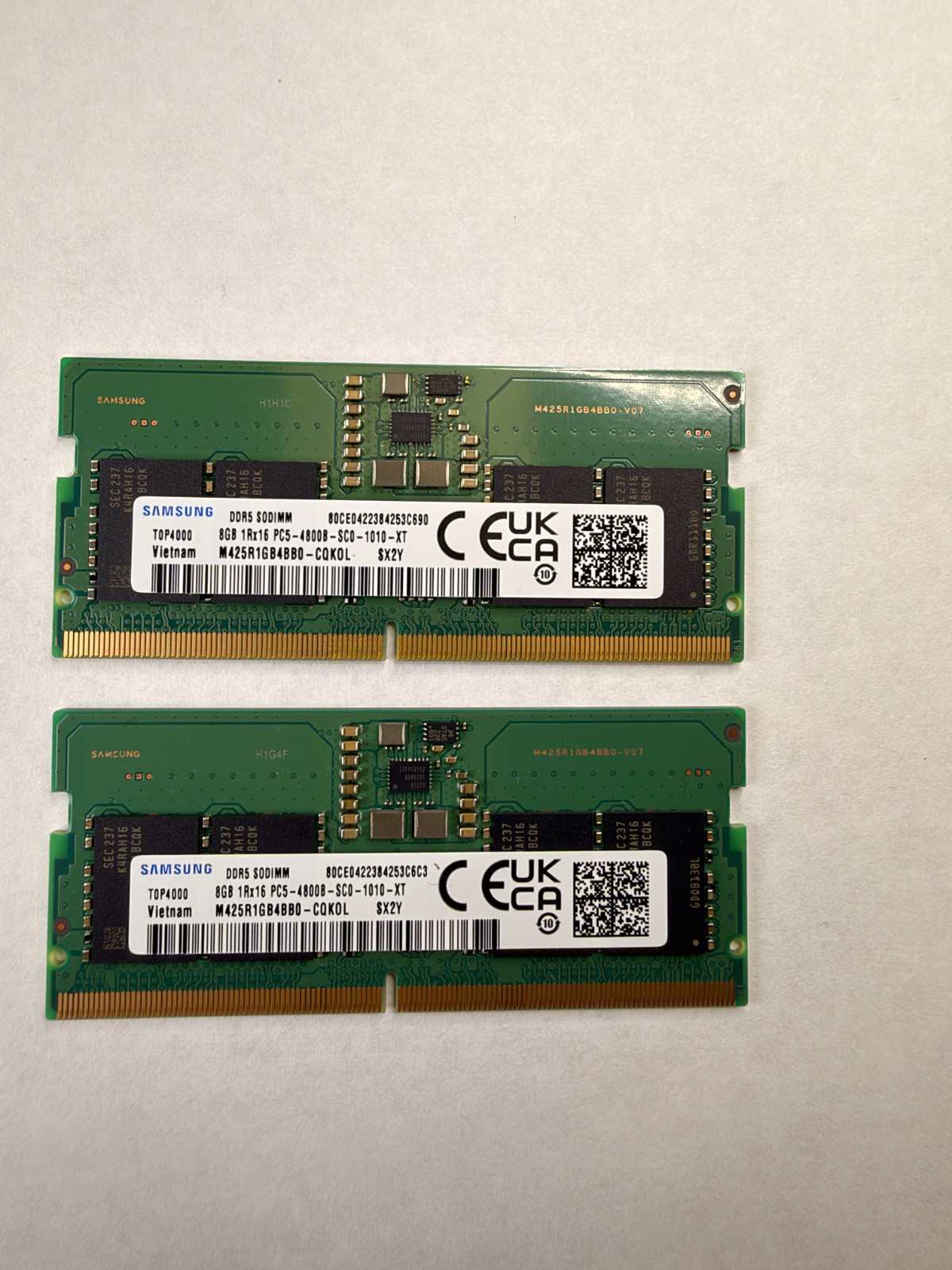 Samsung 32GB Total.  1Rx8 PC5-4800B DDR5 4800MHz SODIMM Laptop Memory 2x16gb