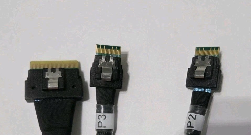 PCIe 4.0 SlimSAS SFF-8654 8i (Host) to 2 xSFF-8643 36pin  (EP) Cable-100cm
