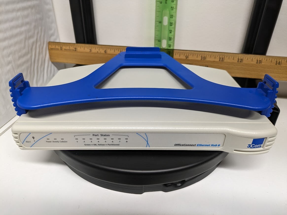 3Com 3C16700 8-Port Ethernet Hub 8/TPO Office Connect Networking No Adapter