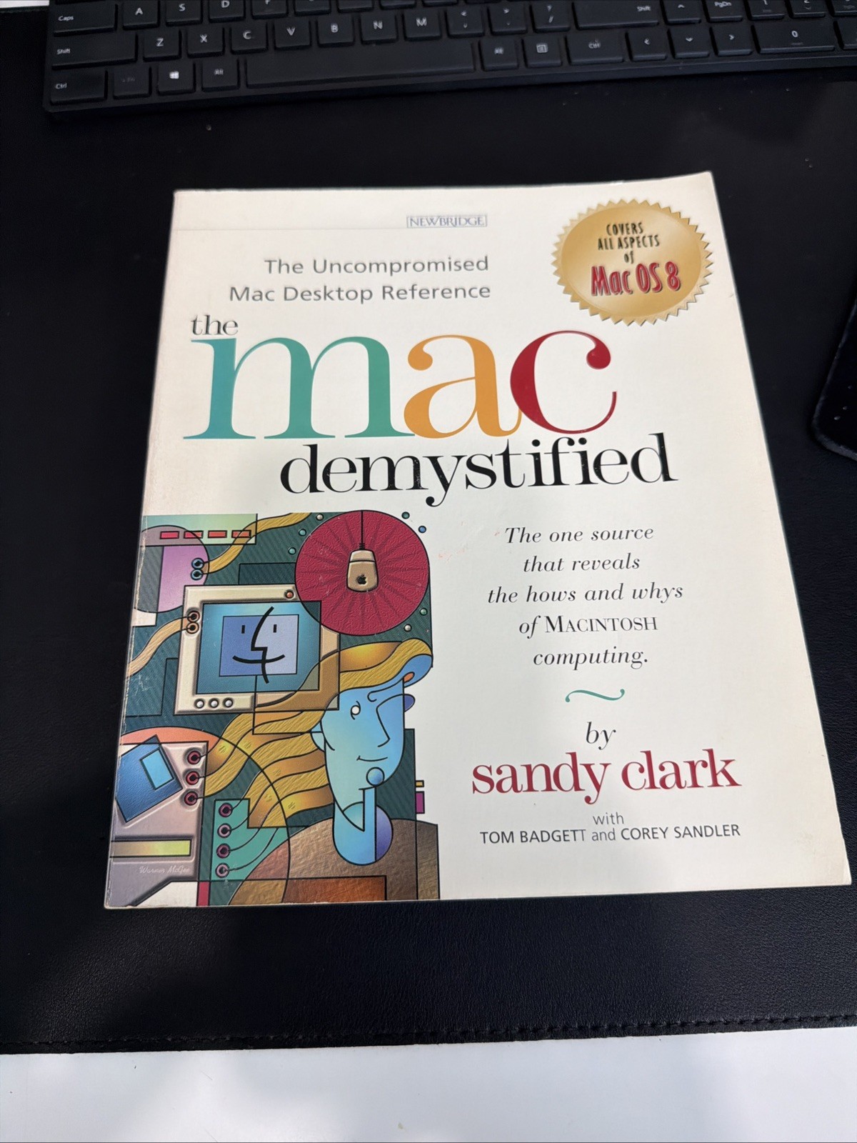 VINTAGE-The Mac Demystified Apple Mac OS 8 Hows & Whys of Macs