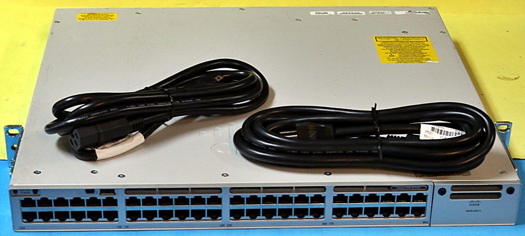 C9300-48P-A Cisco Catalyst 9300 48-Port Gigabit Network Advantage Switch