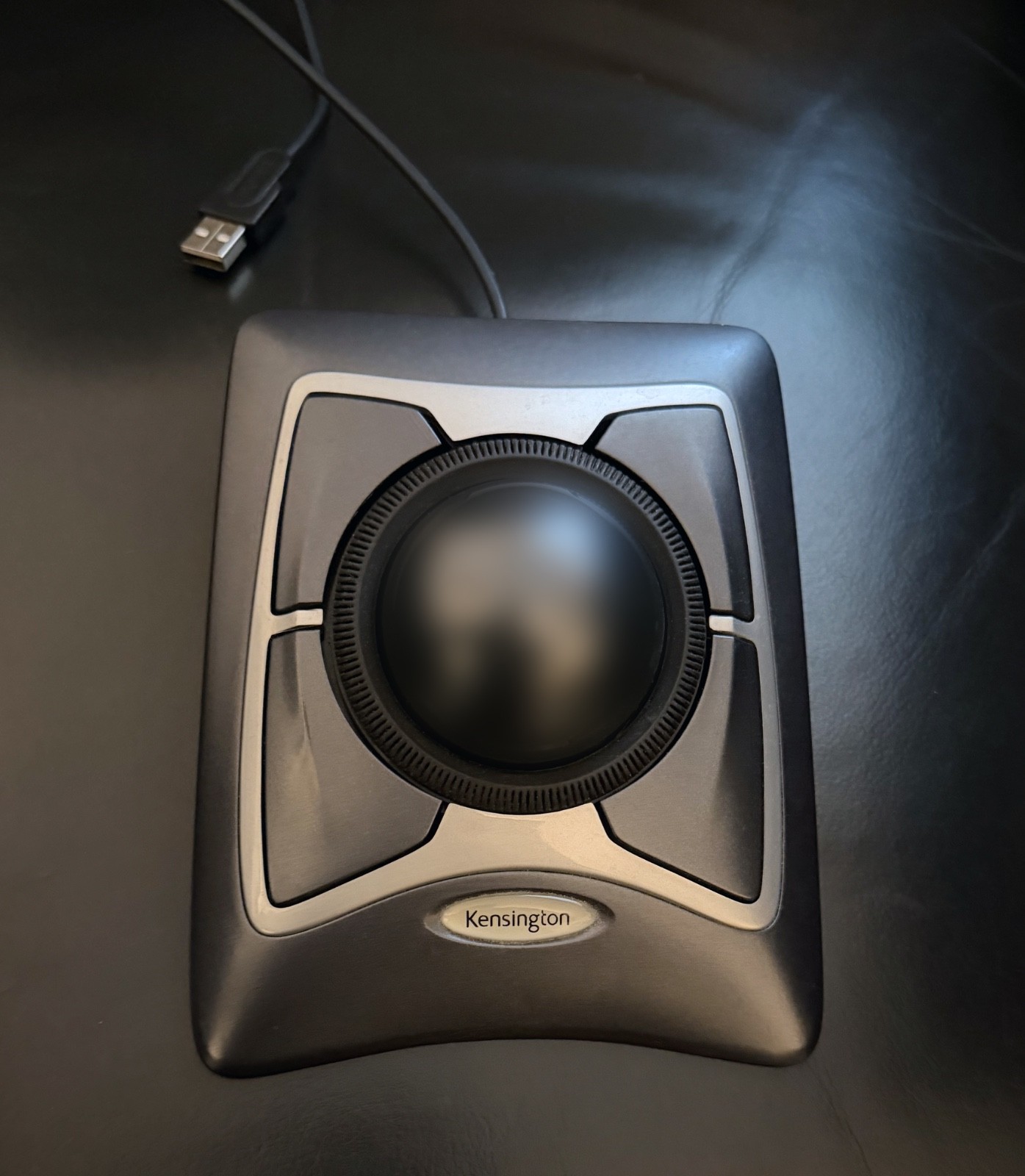Kensington K74325 / Model M01398 / 900-0746-06 Expert Trackball Mouse