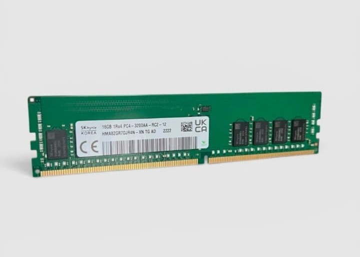 SK hynix (1 x 16GB) PC4-25600 (DDR4-3200) Memory (HMA82GR7DJR8N-XN)
