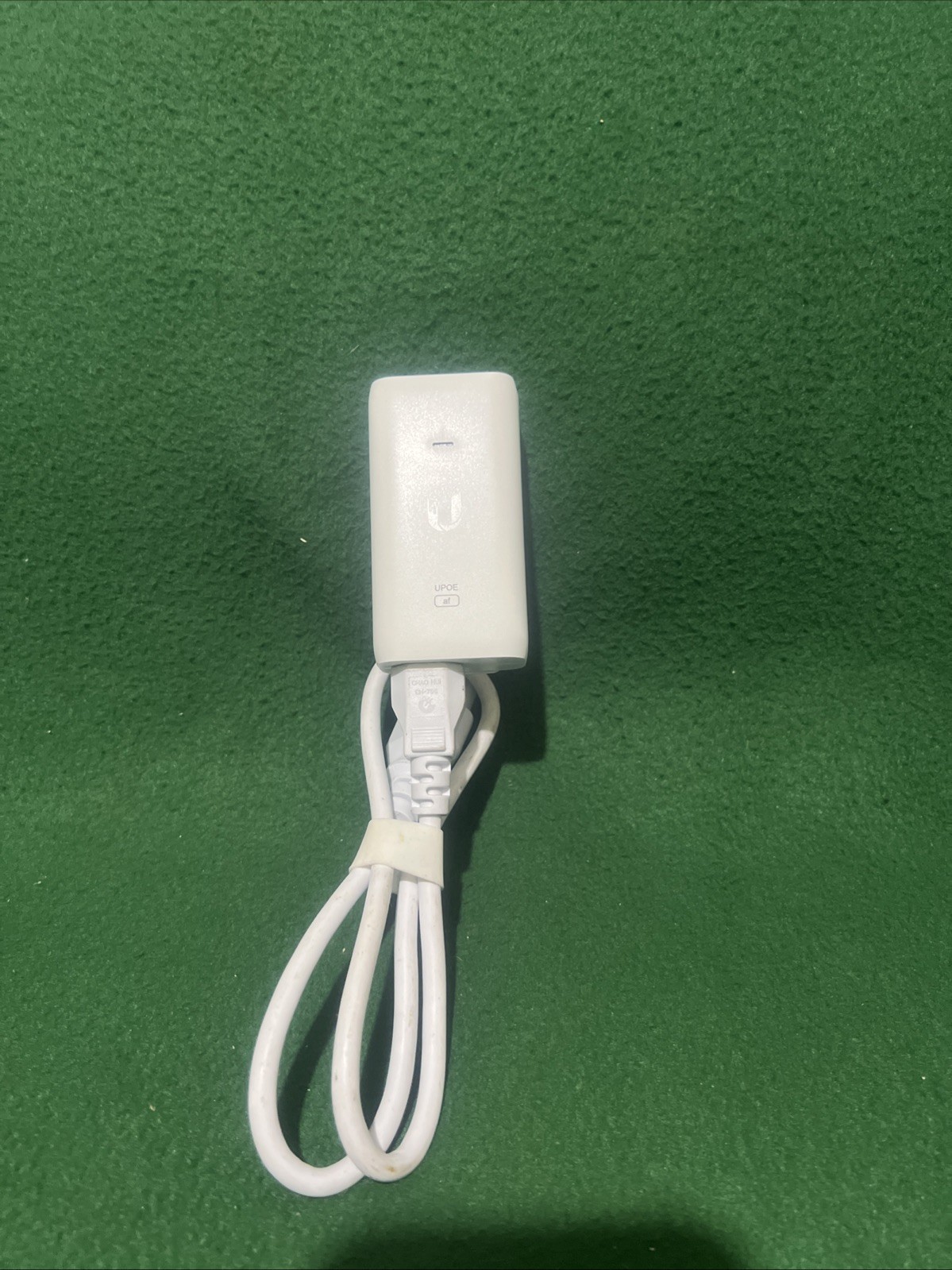 Ubiquiti Networks U-POE-af PoE Injector Power Adapter with Mounting Bracket