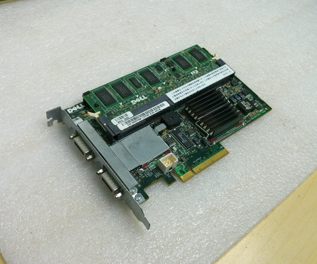 Dell 0XM768 PERC 5/E External SAS/SATA RAID Controller Card W/ 0X8483 Battery
