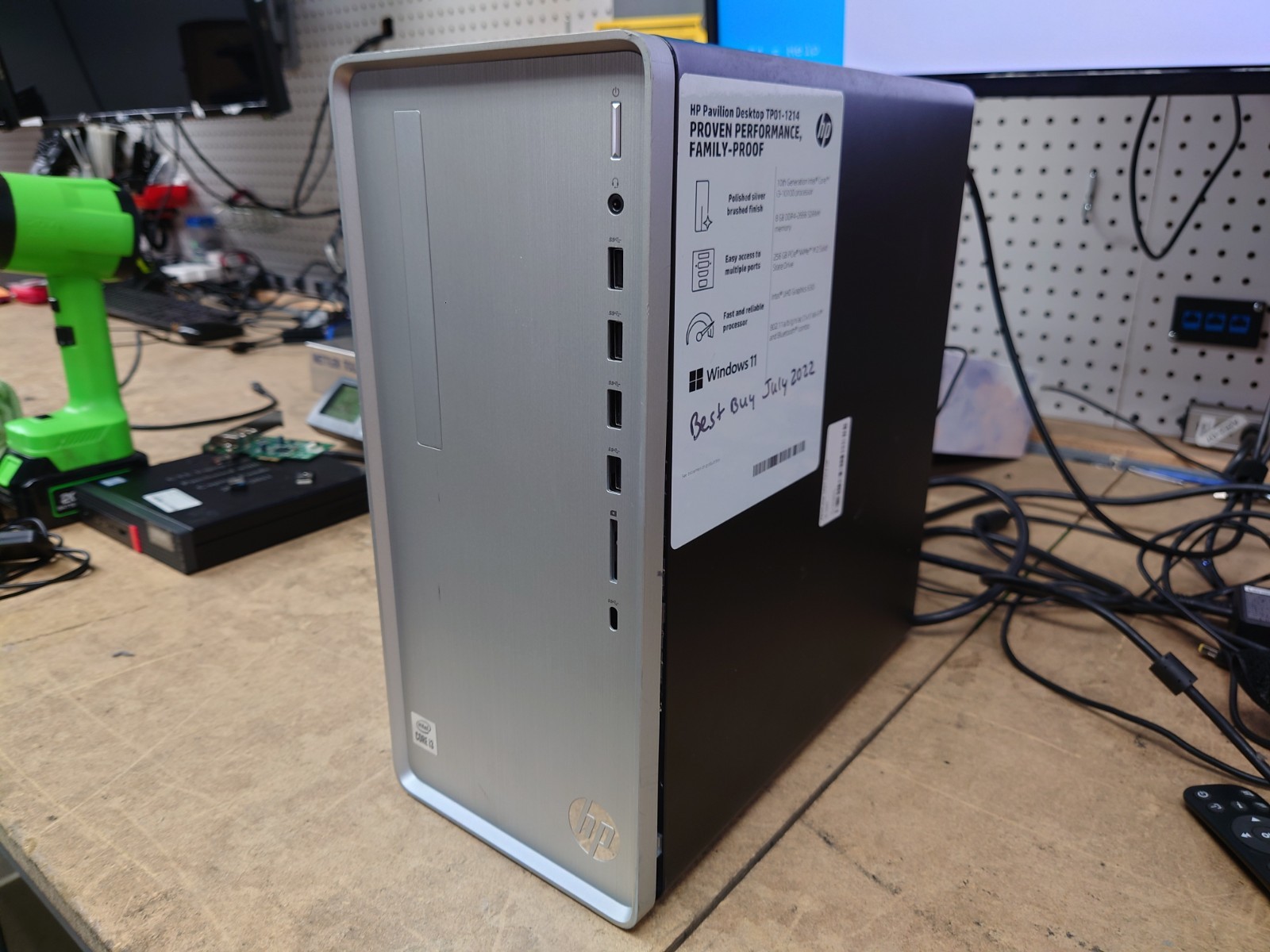HP Pavilion TP01-1227c Mid Tower i3-10100 8GB RAM No HDD