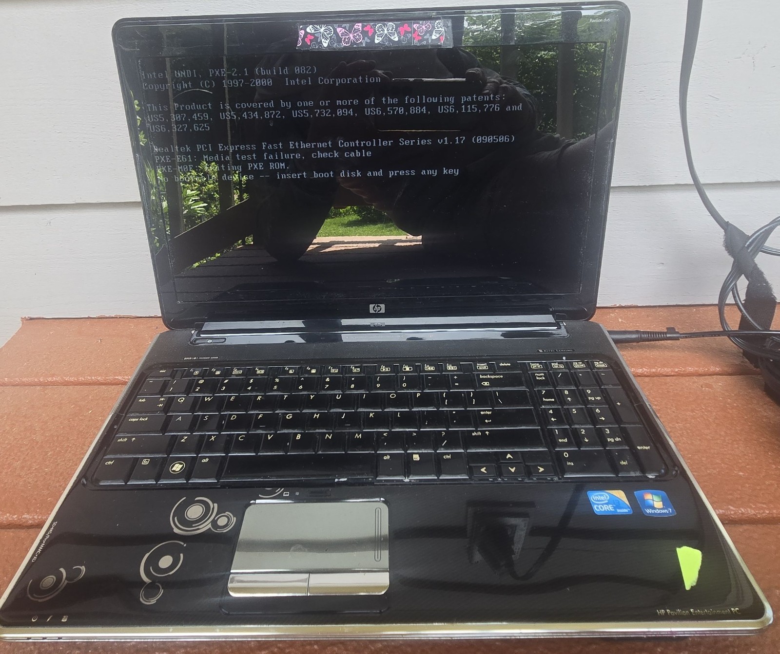 HP dv6-2150us Laptop Computers (Lot of 3)- All Mostly Function some minor issues