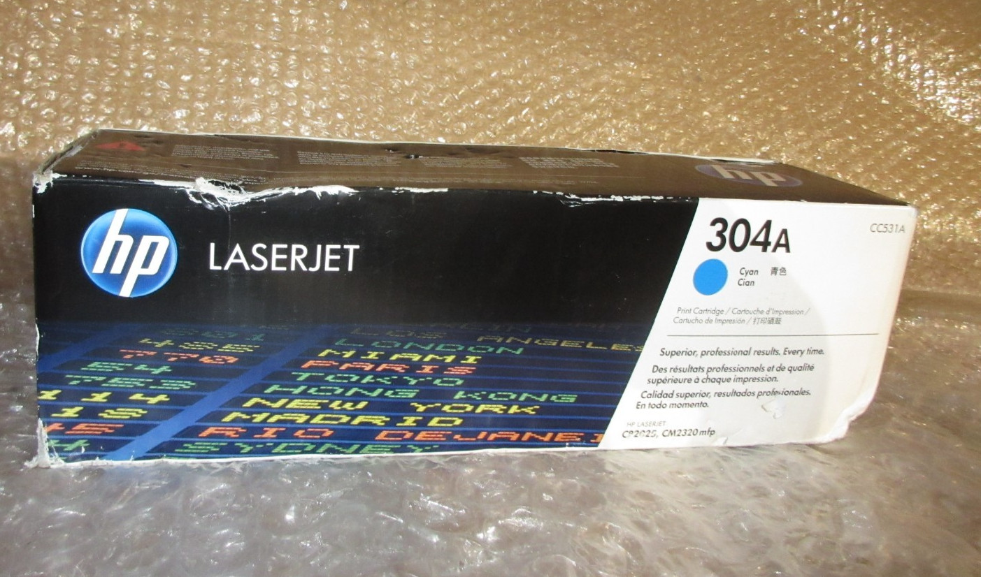 Genuine HP LaserJet 304A CC531A Cyan Toner Cartridge