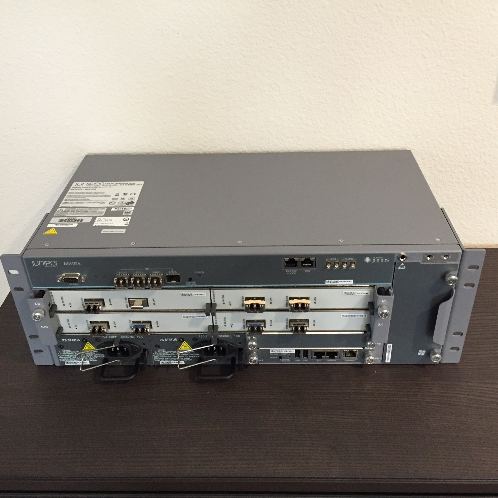 Juniper MX 104 MX104 * MIC-3D-2XGE-XFP x4 * RE-S-MX104-S-A  * Dual AC Power