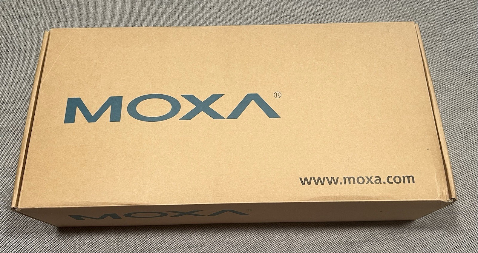 MOXA Uport 1650-16 US V1.3.1 Port RS-232/422/485 Serial Hub