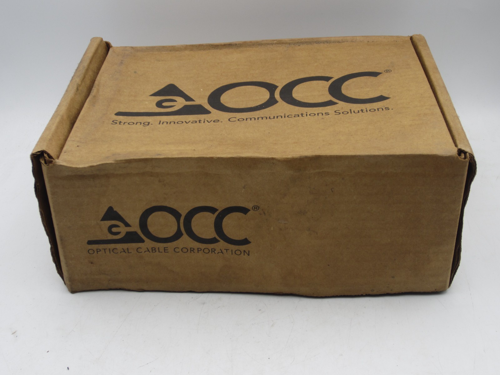 OCC AKDLCM09 AXCESS® Duplex LC Multimode Adapter Red- 50 Pcs (10 boxes in stock)