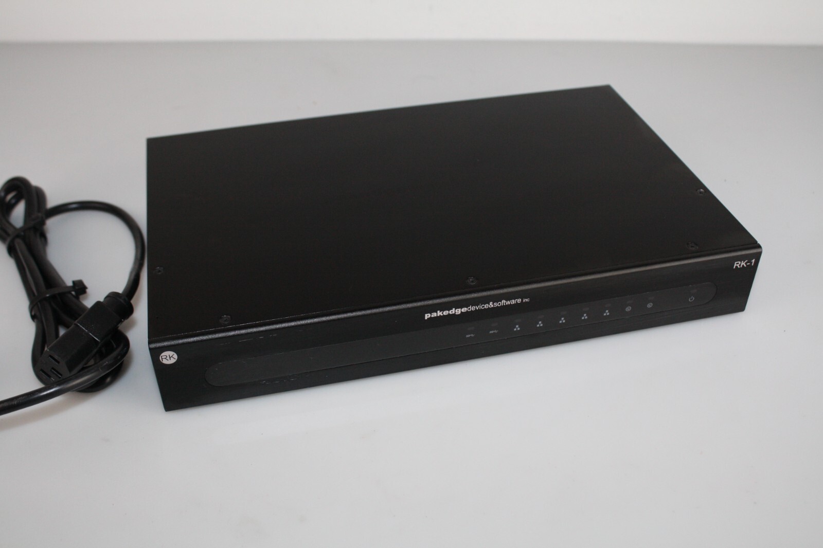 PAKEDGE DEVICE AND SOFTWARE RK1 RK-1 MULTI MEDIA ROUTER LAN PORT