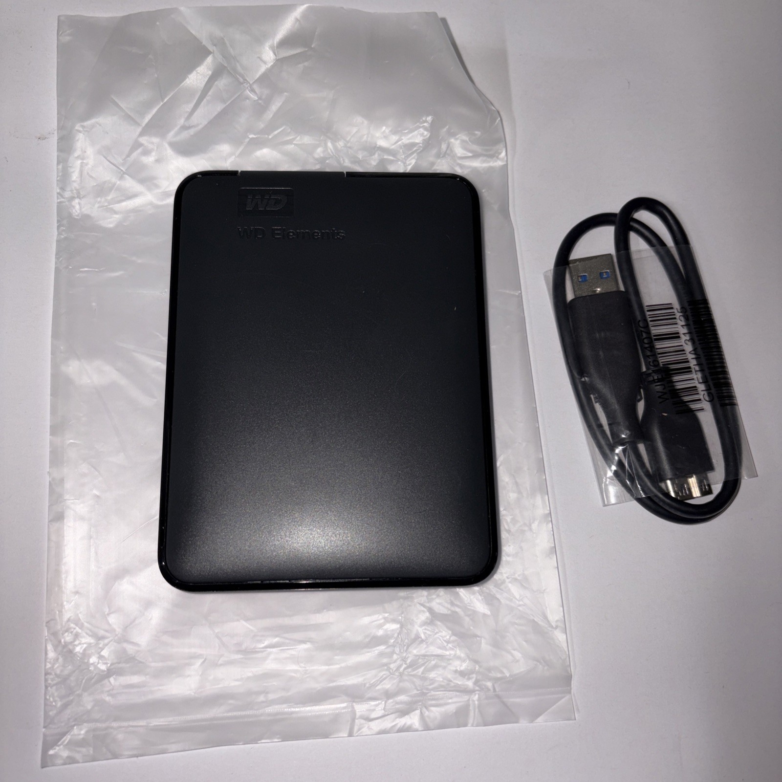 WD 2TB Elements Portable External Hard Drive PC Mac WDBU6Y0020BBK