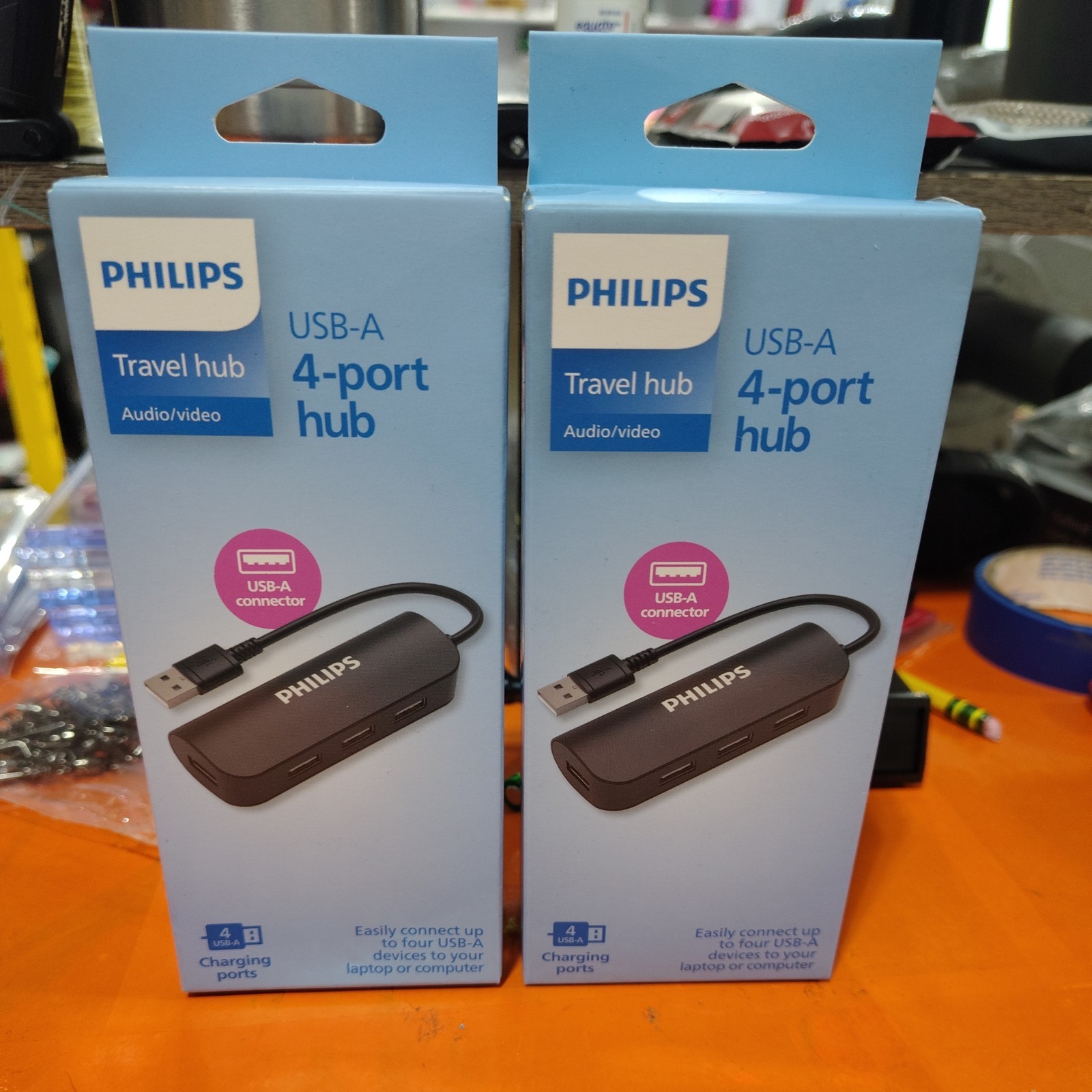 Philips Adapater Audio/Video USB-C to USB-A 4-Port Hub lot of 2