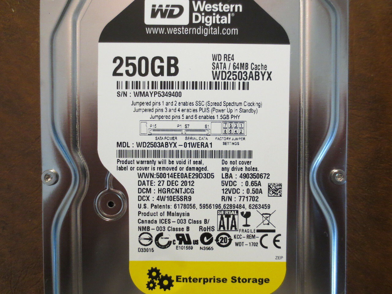 Western Digital WD2503ABYX-01WERA1 DCM:HGRCNTJCG 250gb 3.5" Sata HDD