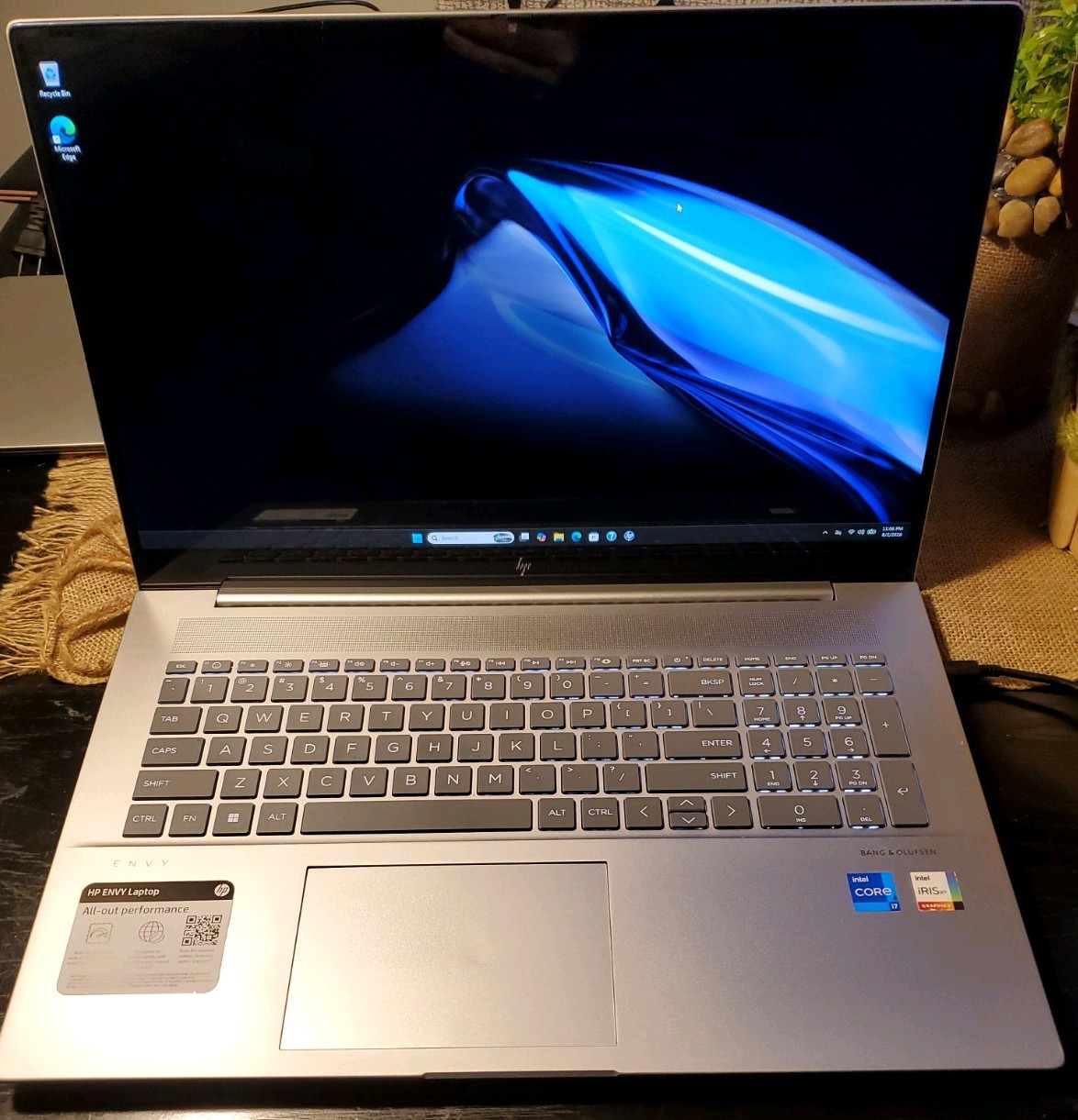 HP Envy 17-CW0023DX Laptop Intel Core I7-13700H, 1TB SSD, 16GB RAM/ Passed Tests