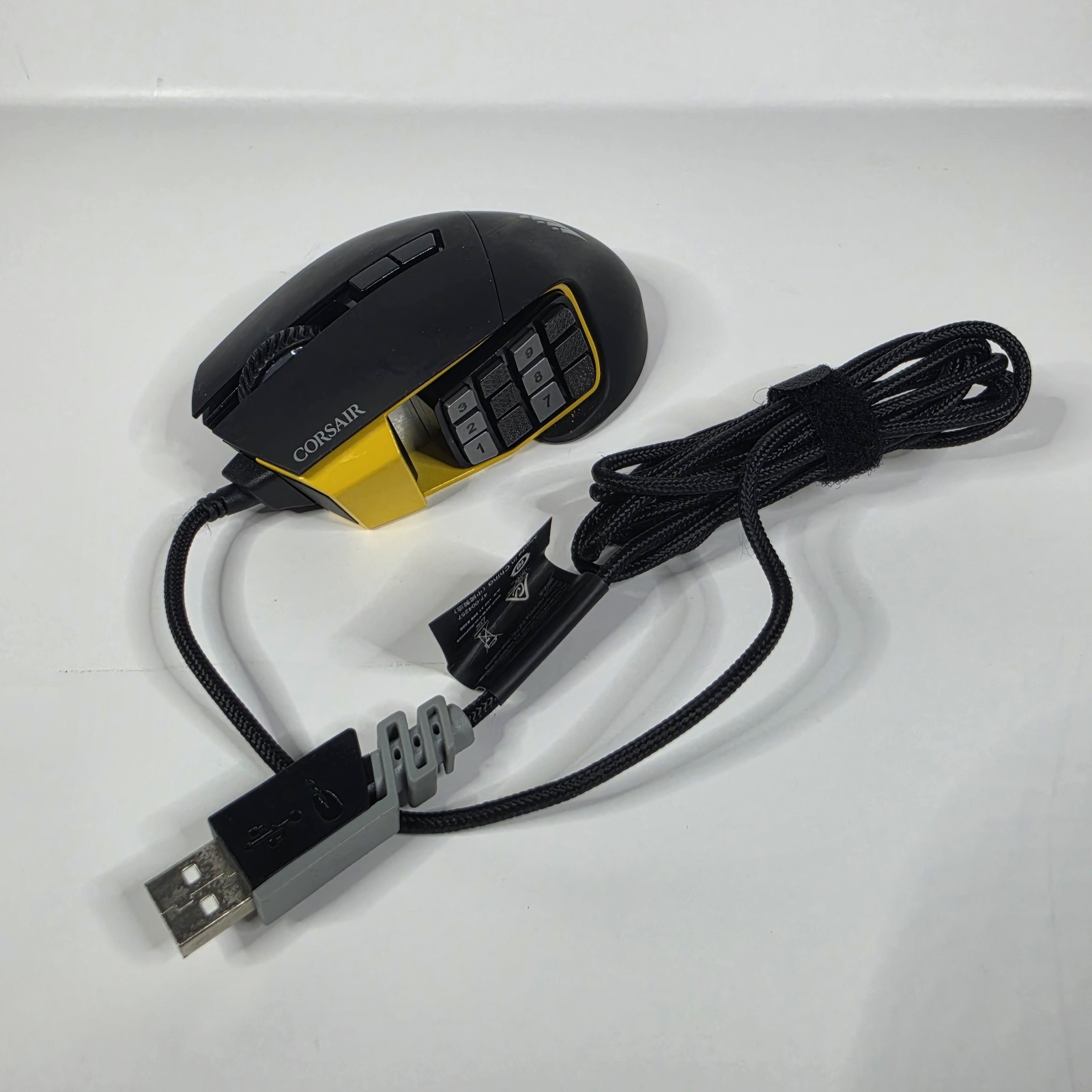 Corsair Scimitar RGB Gaming Mouse Wired Black & Yellow Lights Up