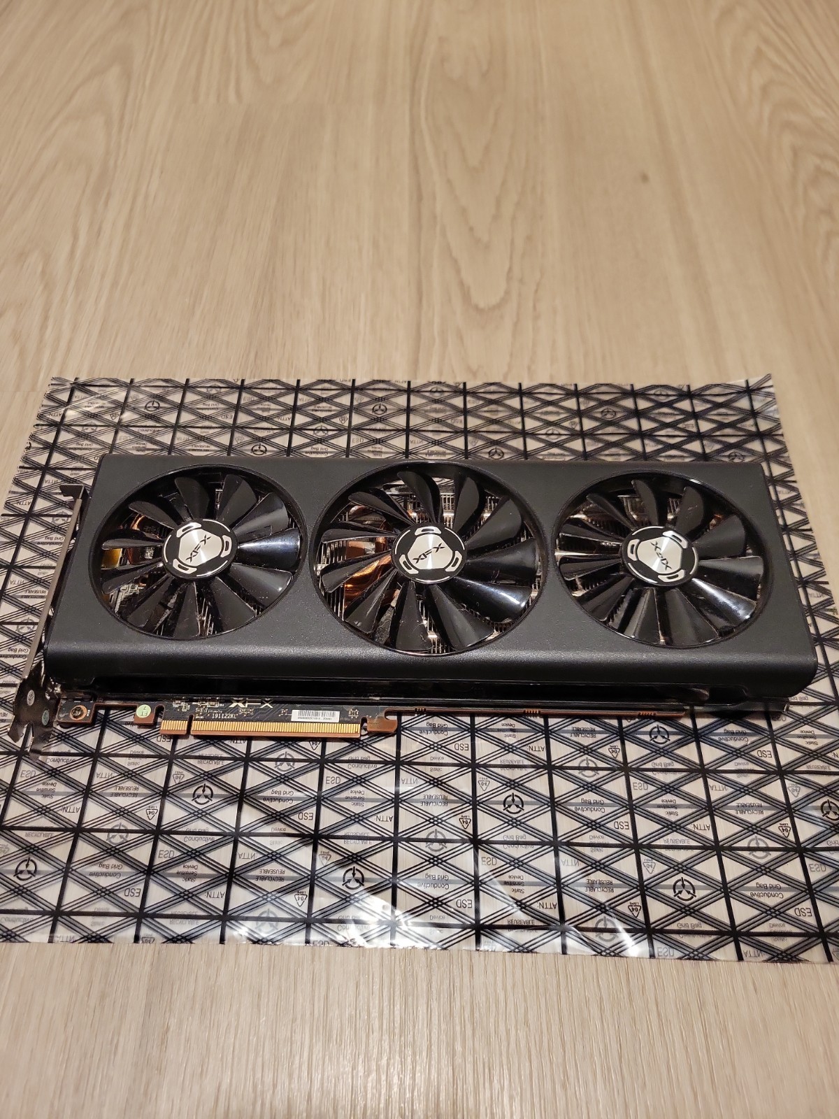 XFX Thicc III Ultra AMD Radeon RX 5700 XT 8GB GDDR6 Graphics Card LEFT FAN BAD