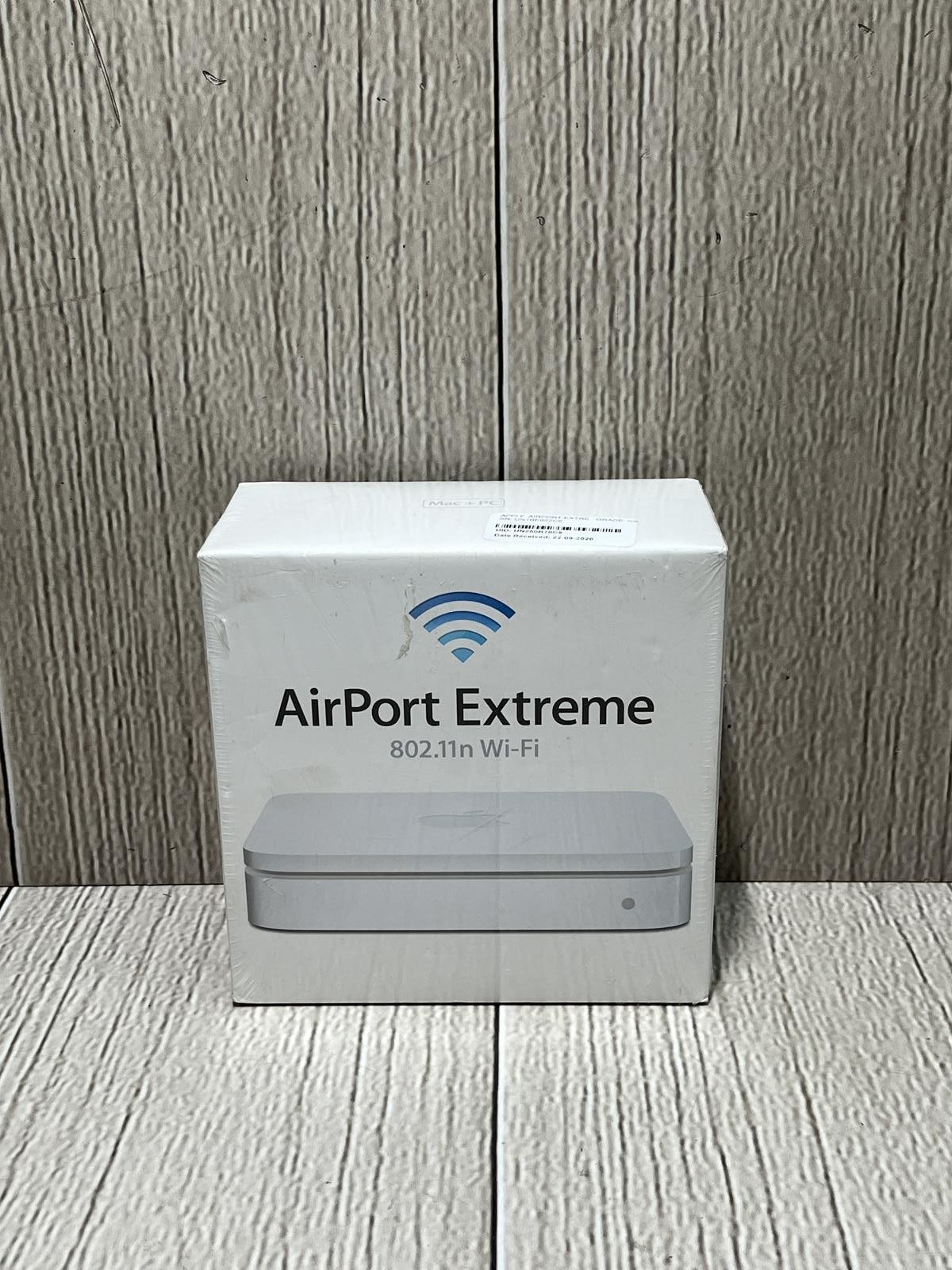 Apple A1354 AirPort Extreme 3-Port Gigabit Base Station MC340AM/A.