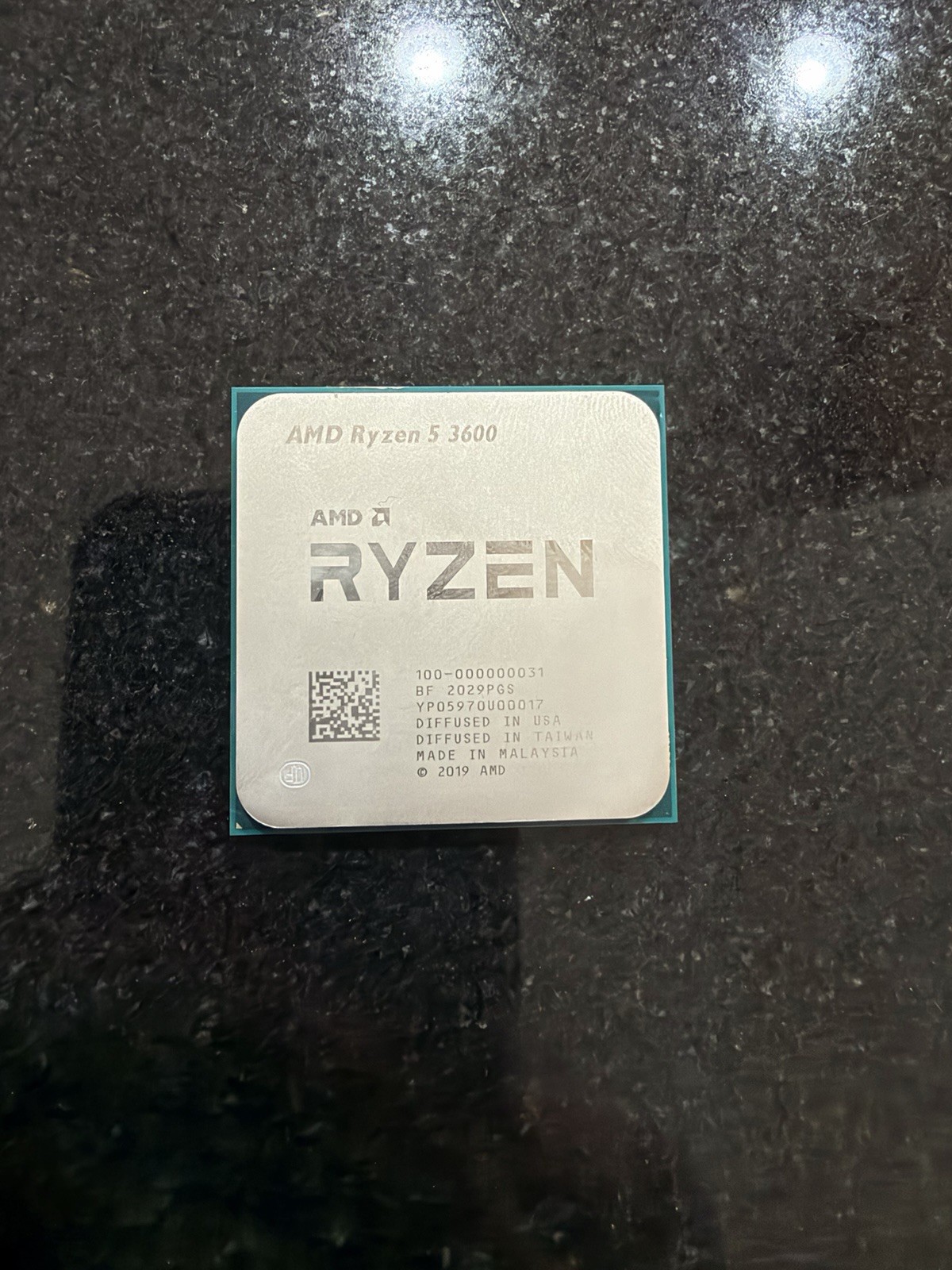 AMD Ryzen 5 3600 – 6 Cores / 12 Threads, AM4