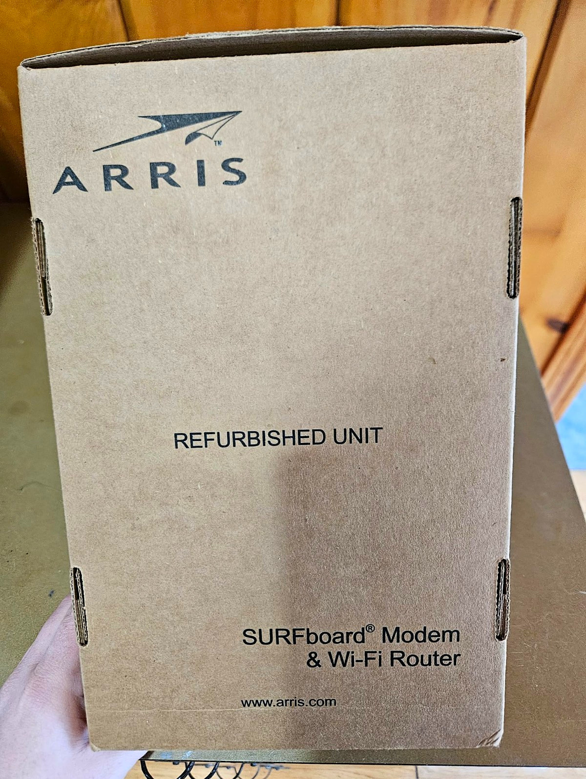 ARRIS SURFboard SBG10-RB DOCSIS 3.0 Cable Modem WiFi Router Dual-Band Black