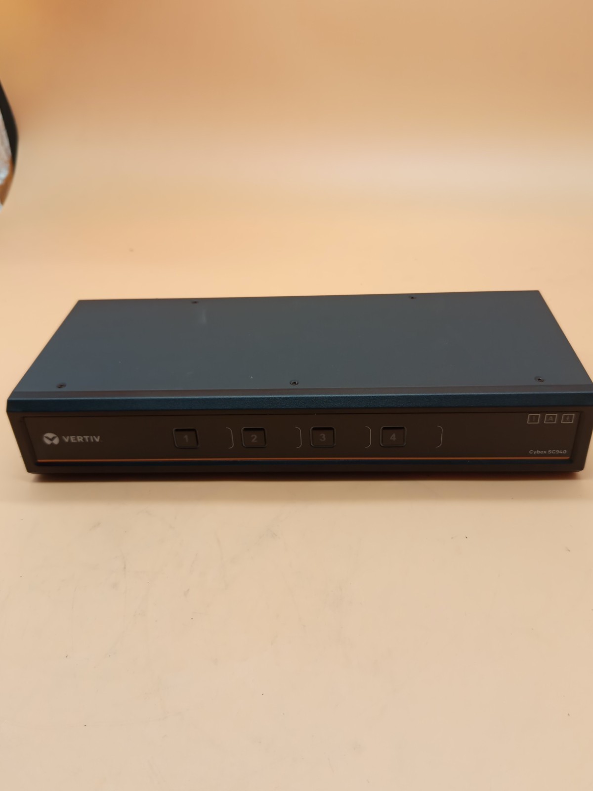 Vertiv  SC940  Cybex SC 4-Port DVI-I Dual-Head Secure KVM Switch - New