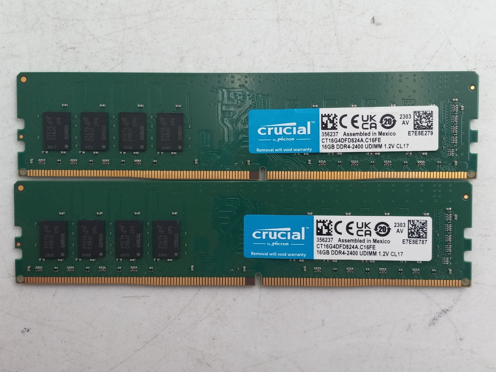 LOT OF 2 CRUCIAL 16GB (2X16GB) PC4-2400 DESKTOP RAM (MM721)