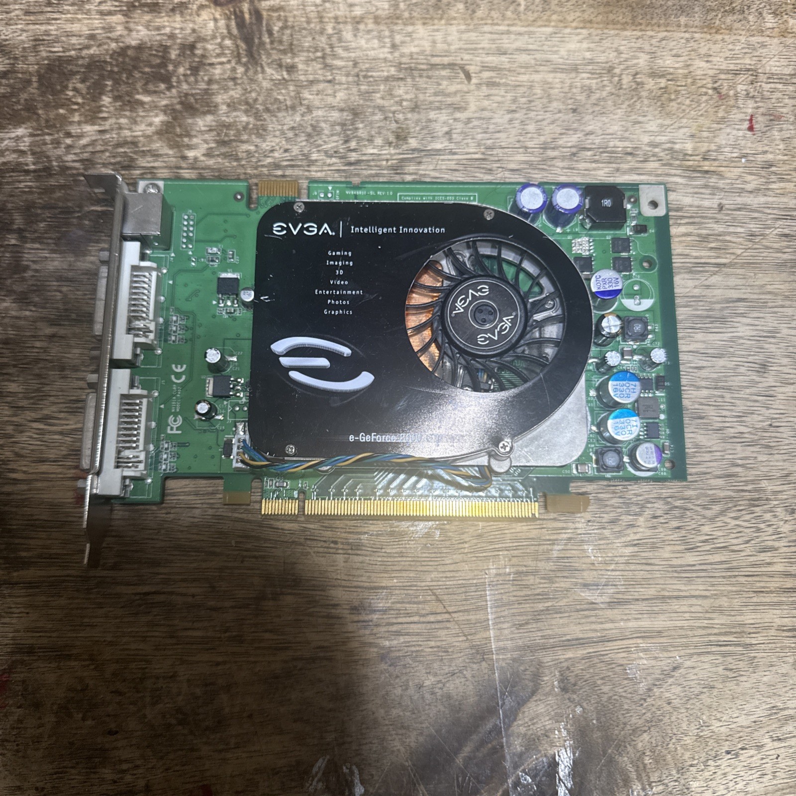 EVGA e-GeForce 8600 GT graphics card