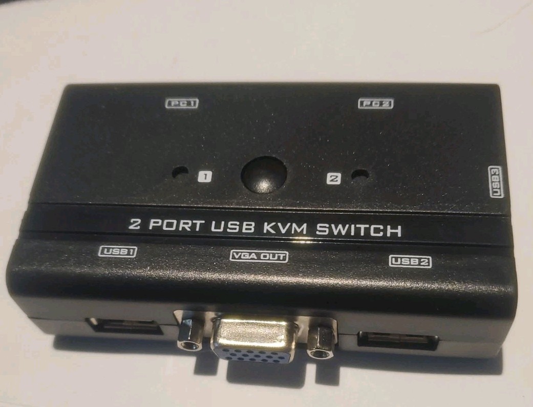 2 Port VGA KVM. Manual Switch Box  
