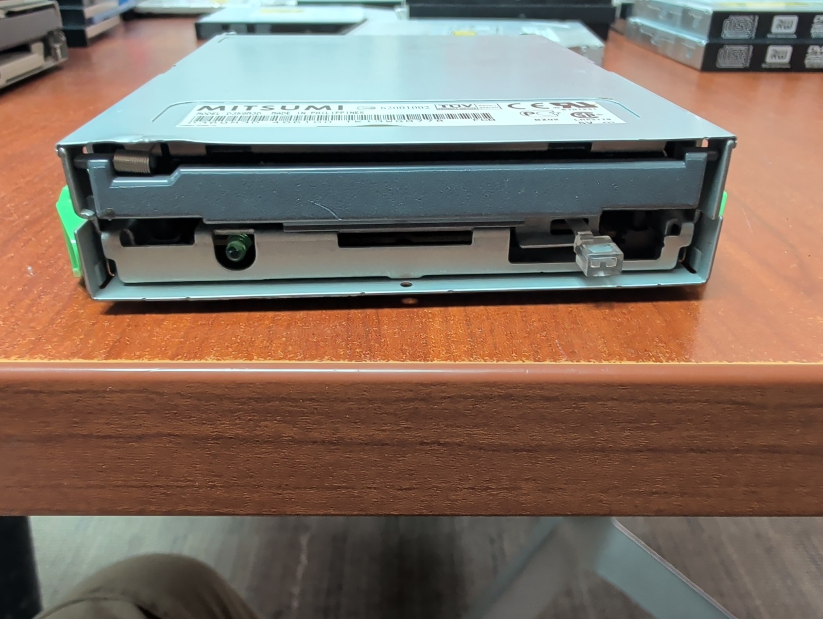 MITSUMI 3.5 1.44MB Internal Floppy Drive - D359M3D 