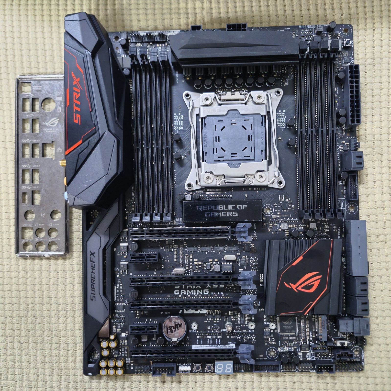 ASUS ROG STRIX X99 Gaming : LGA2011-3 X99 WIFI ATX DDR4 Supports ECC/REG RAM