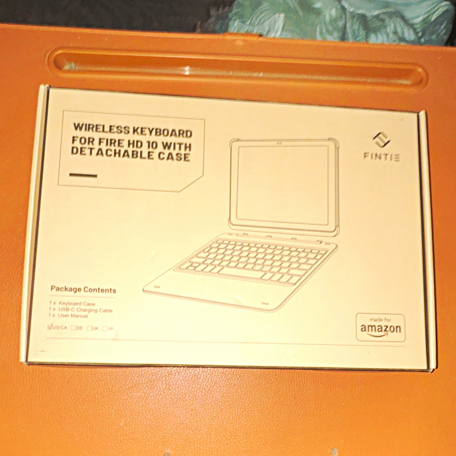 Fintie Wireless Keyboard for Fire HD 10, 11th Gen only, Detachable Case, Black