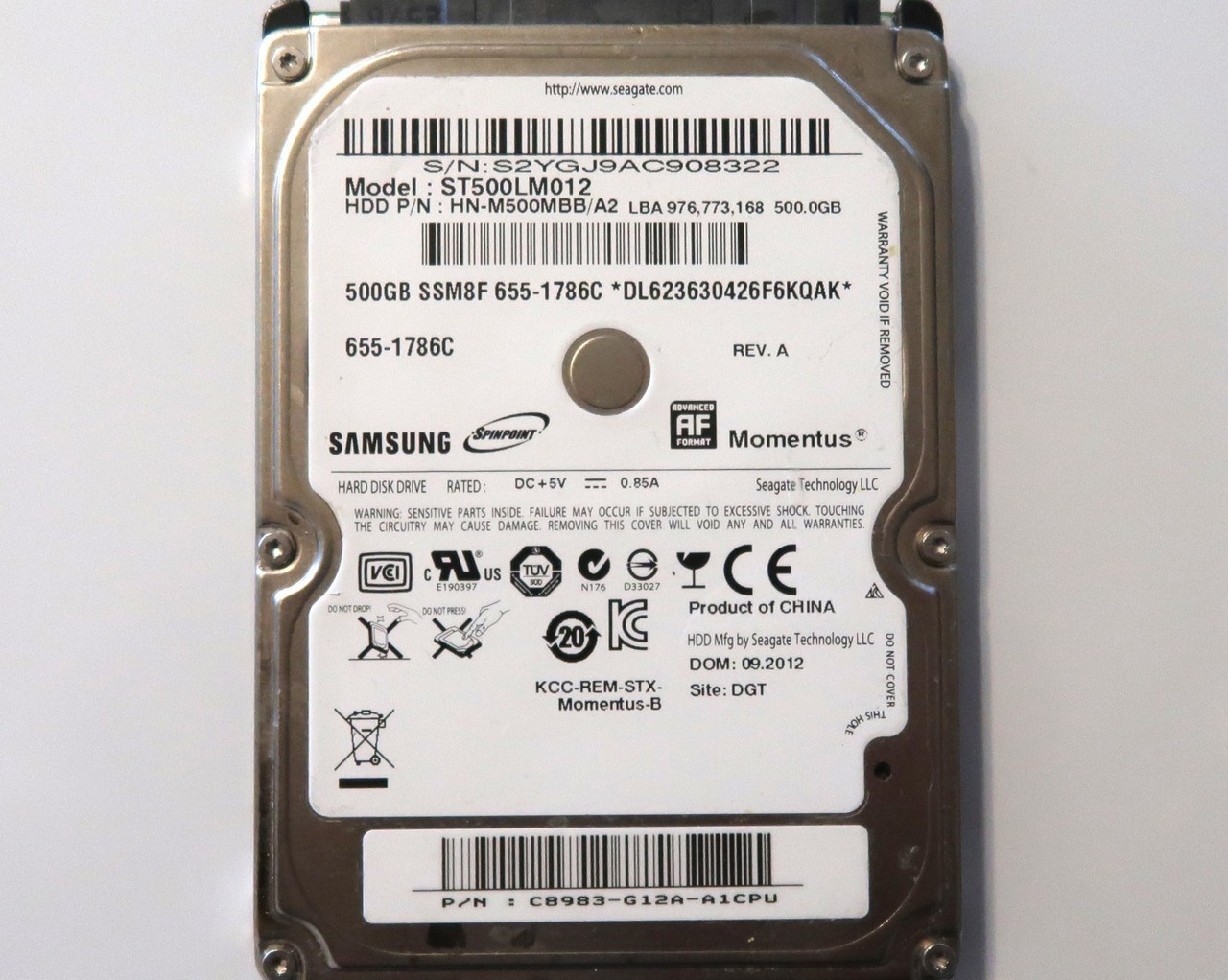 ST500LM012 HN-M500MBB/A2 (S2YG)  DGT C8983-G12A-A1CPU 2.5" 500gb 09.2012