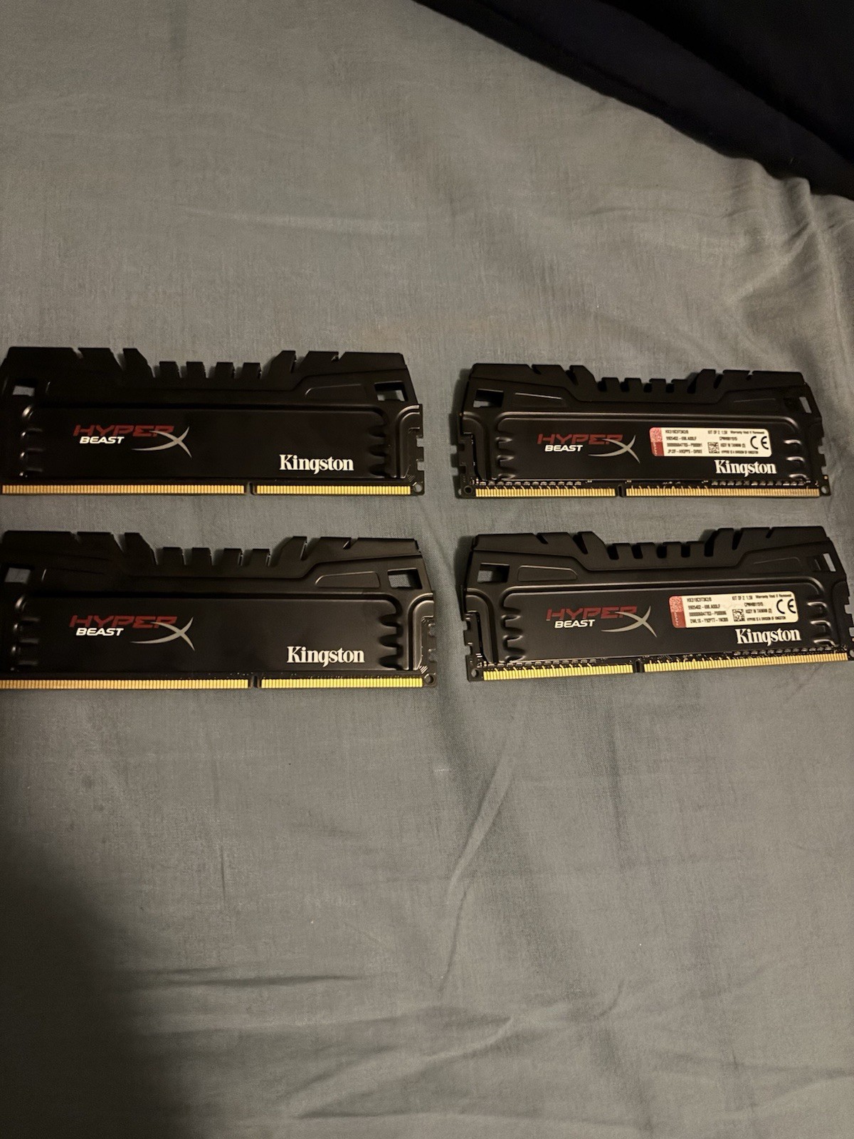 Kingston HyperX Beast 8GB (2x4GB) DDR3-1866 DIMM Non-ECC 240-Pin 32 gbs total